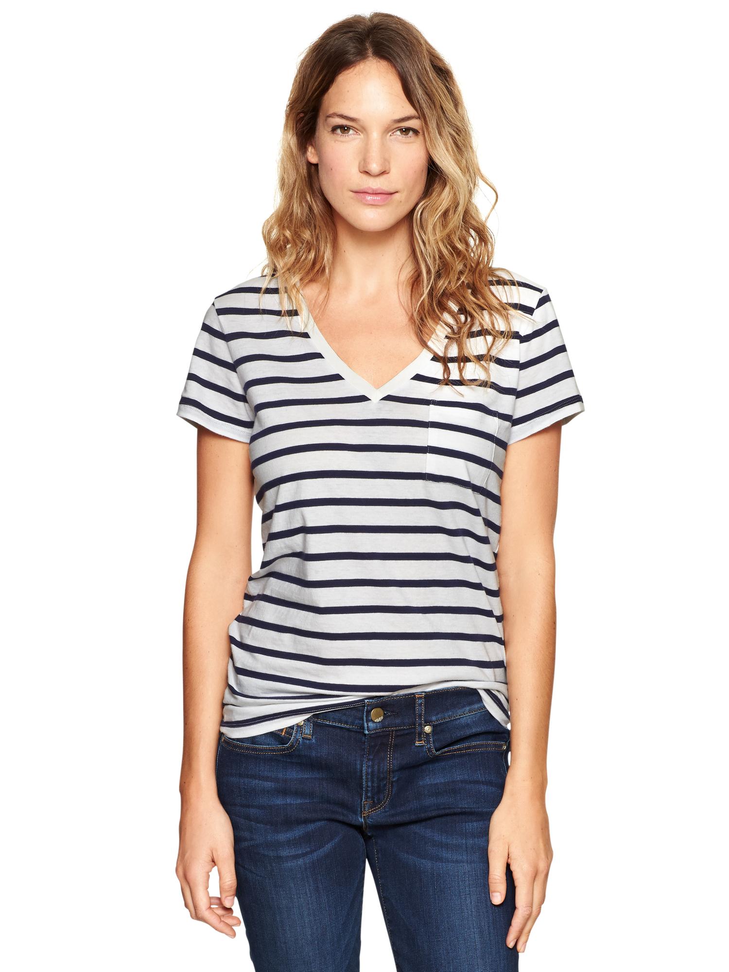 Gap公式オンラインストア Essential Stripe Pocket V Neck Tee