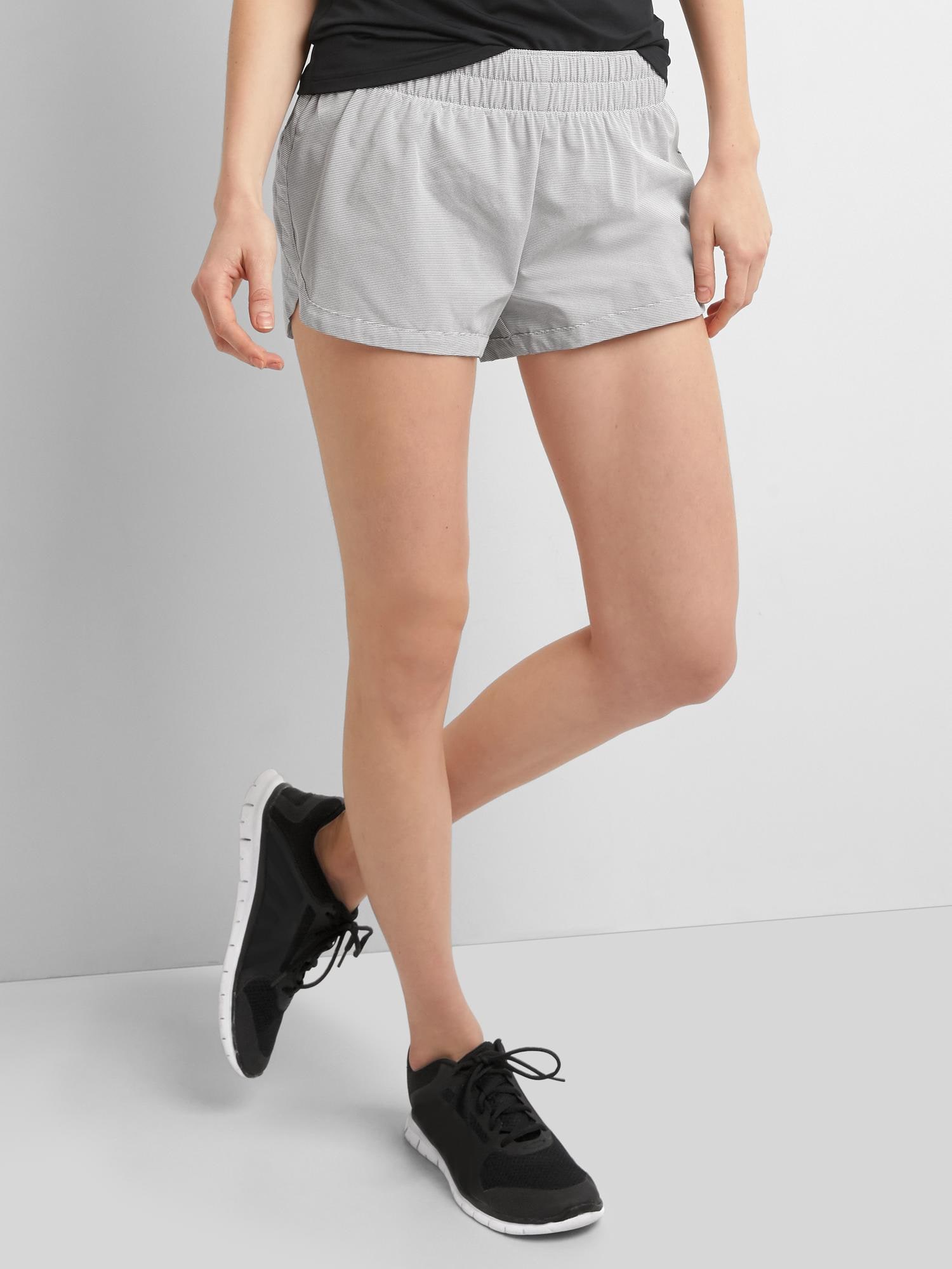 ストライプショートパンツ S (38) URBAN RESEARCH ストライプ ショートパンツ 38サイズ - メルカリ