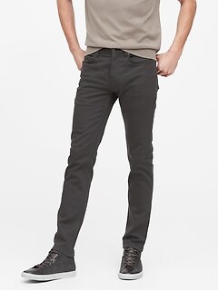 athletic tapered traveler pant