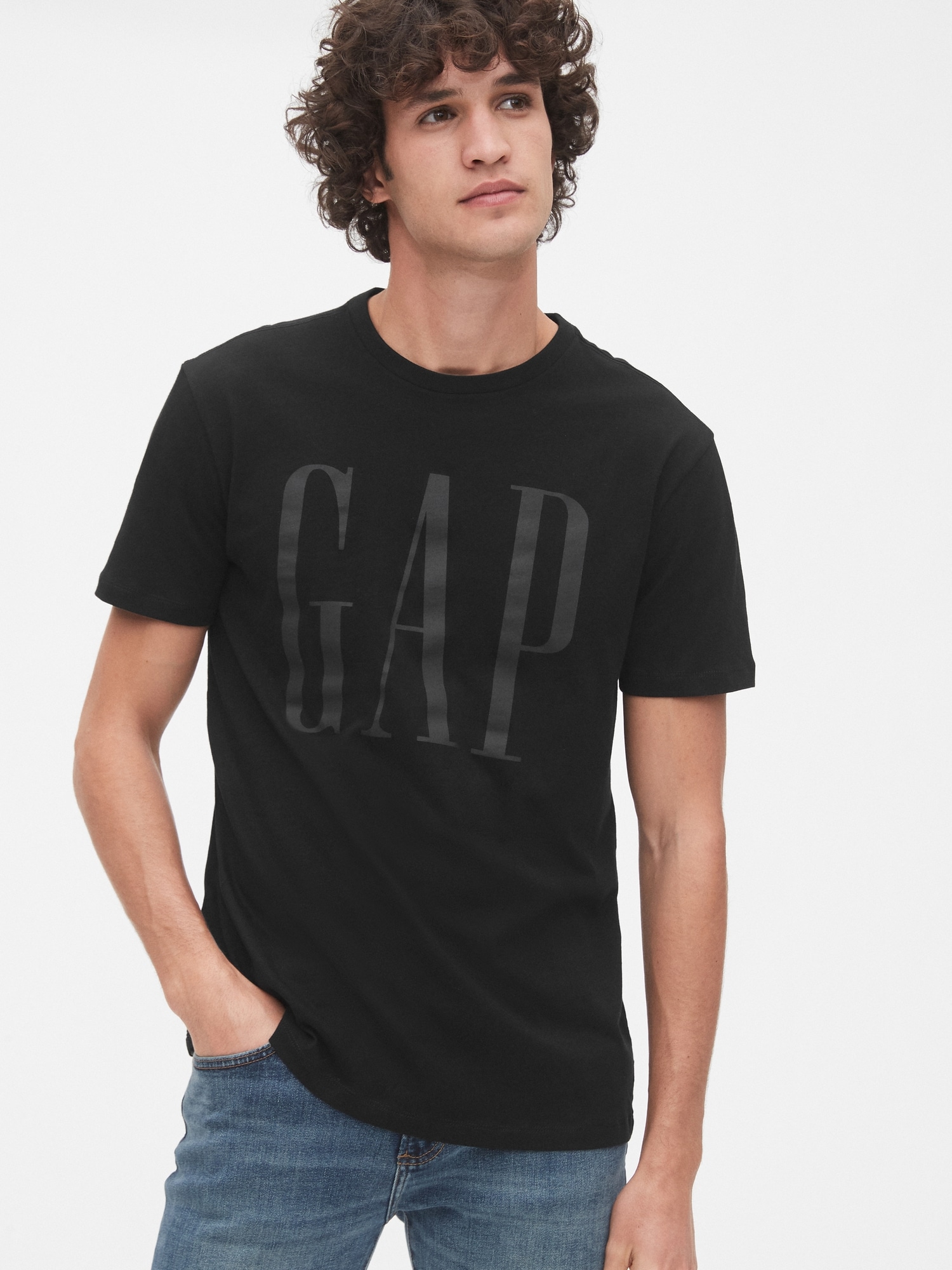 GapロゴクルーネックTシャツ(ユニセックス)