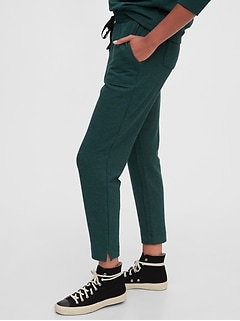 gap petite joggers