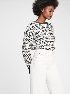 white gap sweater