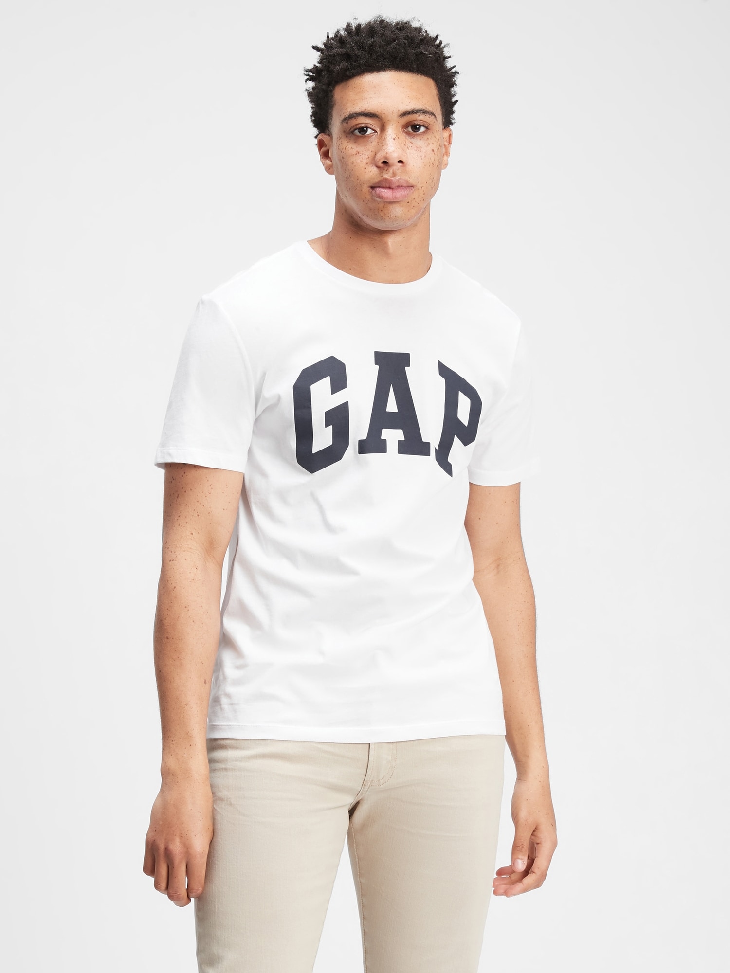 Gap公式オンラインストア | GAPロゴTシャツ(ユニセックス)