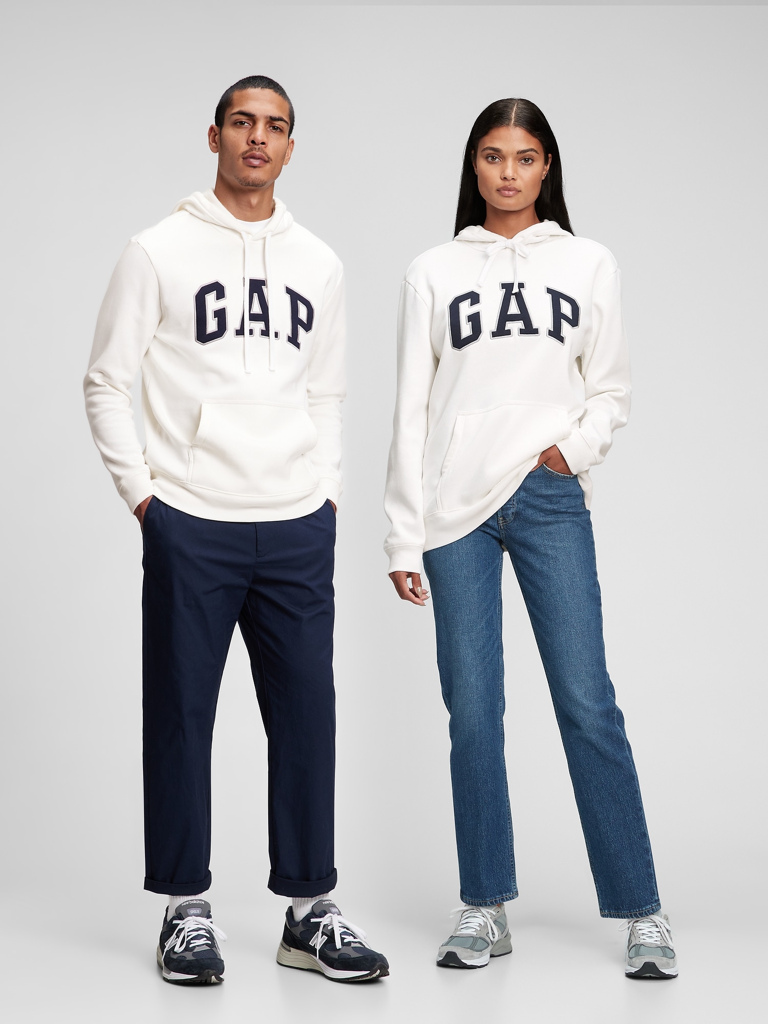 GAP ロゴ (ウィメンズ) | Gap公式オンラインストア