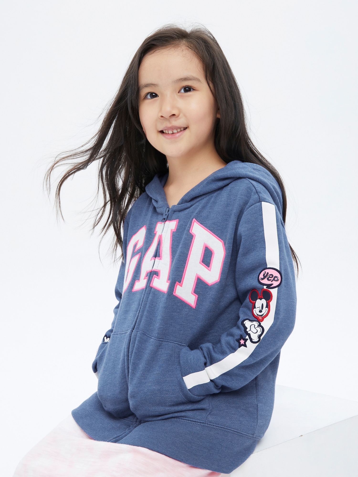 Gapkids ディズニー ミッキーマウス GAPロゴパーカー