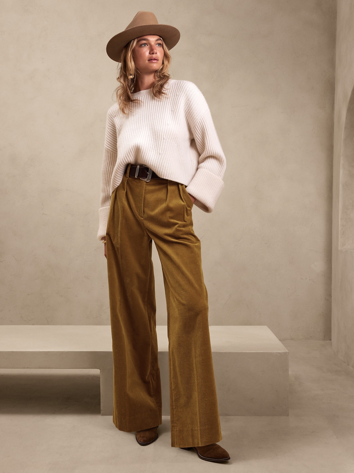 PANTALON PLISSÉ À JAMBE LARGE, PETITE