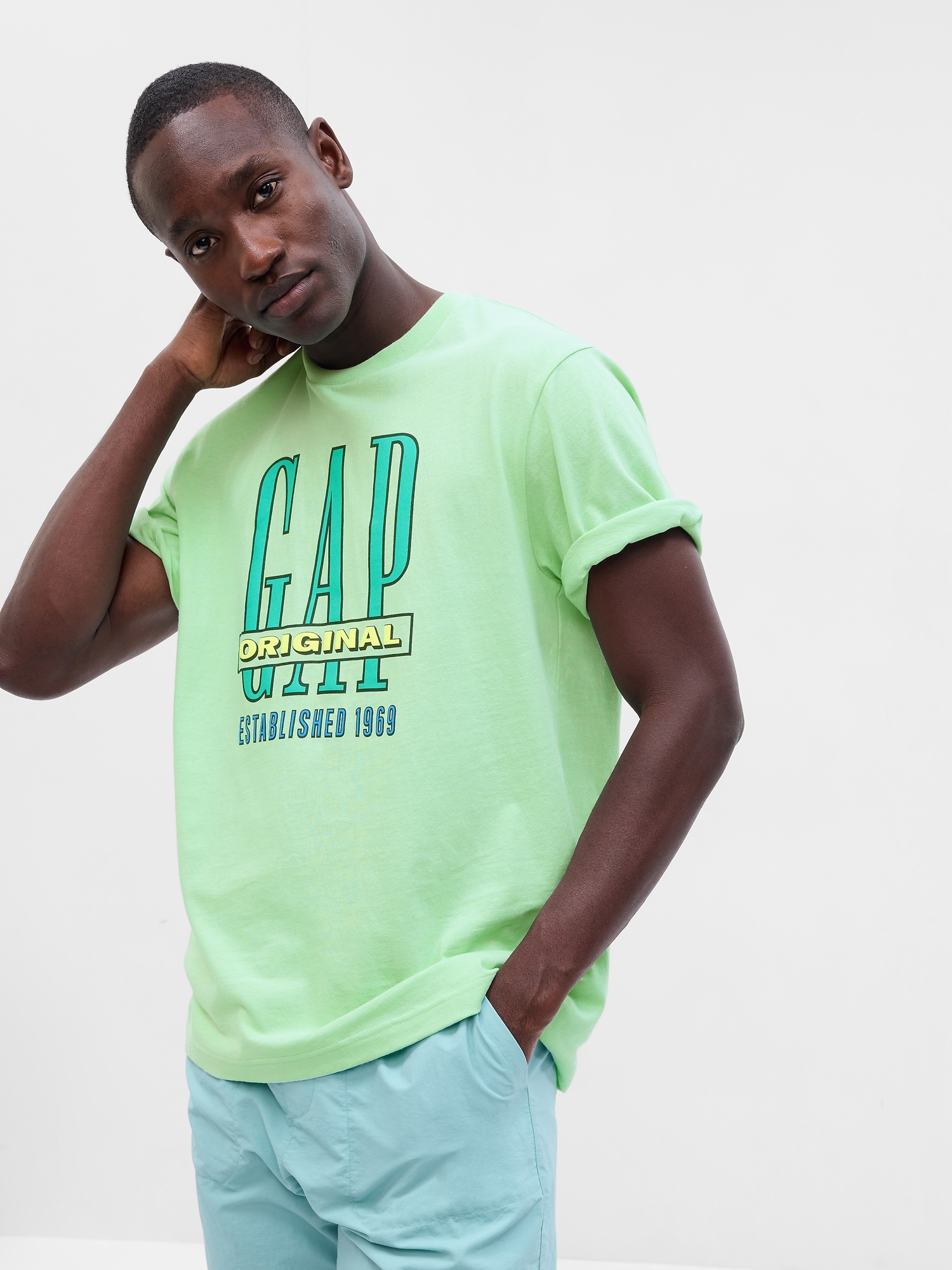 Gap公式オンラインストア | GAPロゴ Tシャツ(ユニセックス)