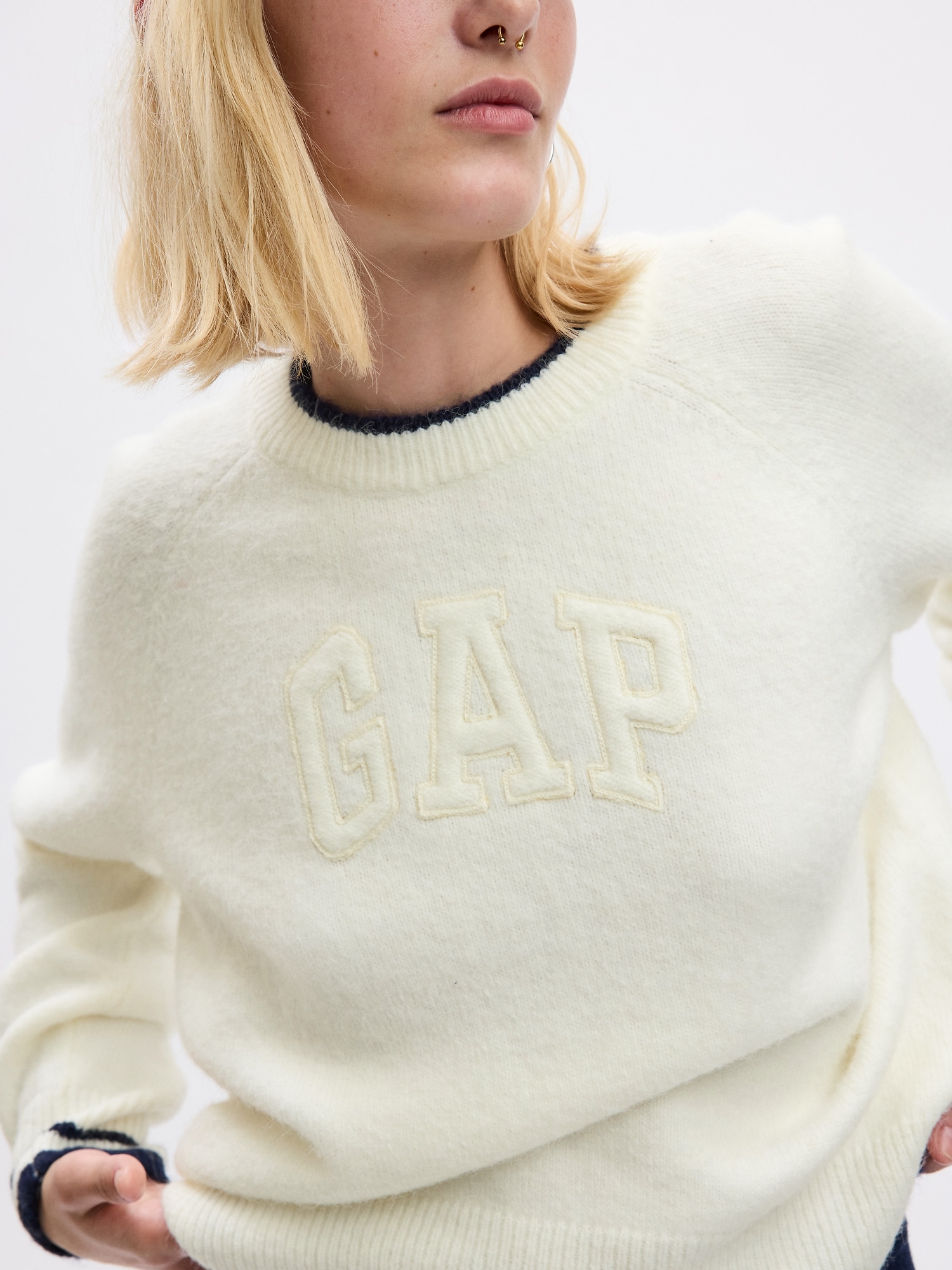 Gap公式オンラインストア | GAP アーチロゴ セーター