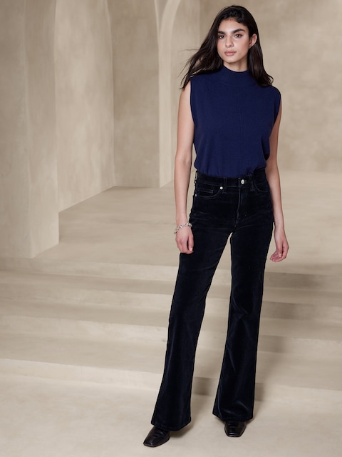 The Relaxed Flare Corduroy Pant