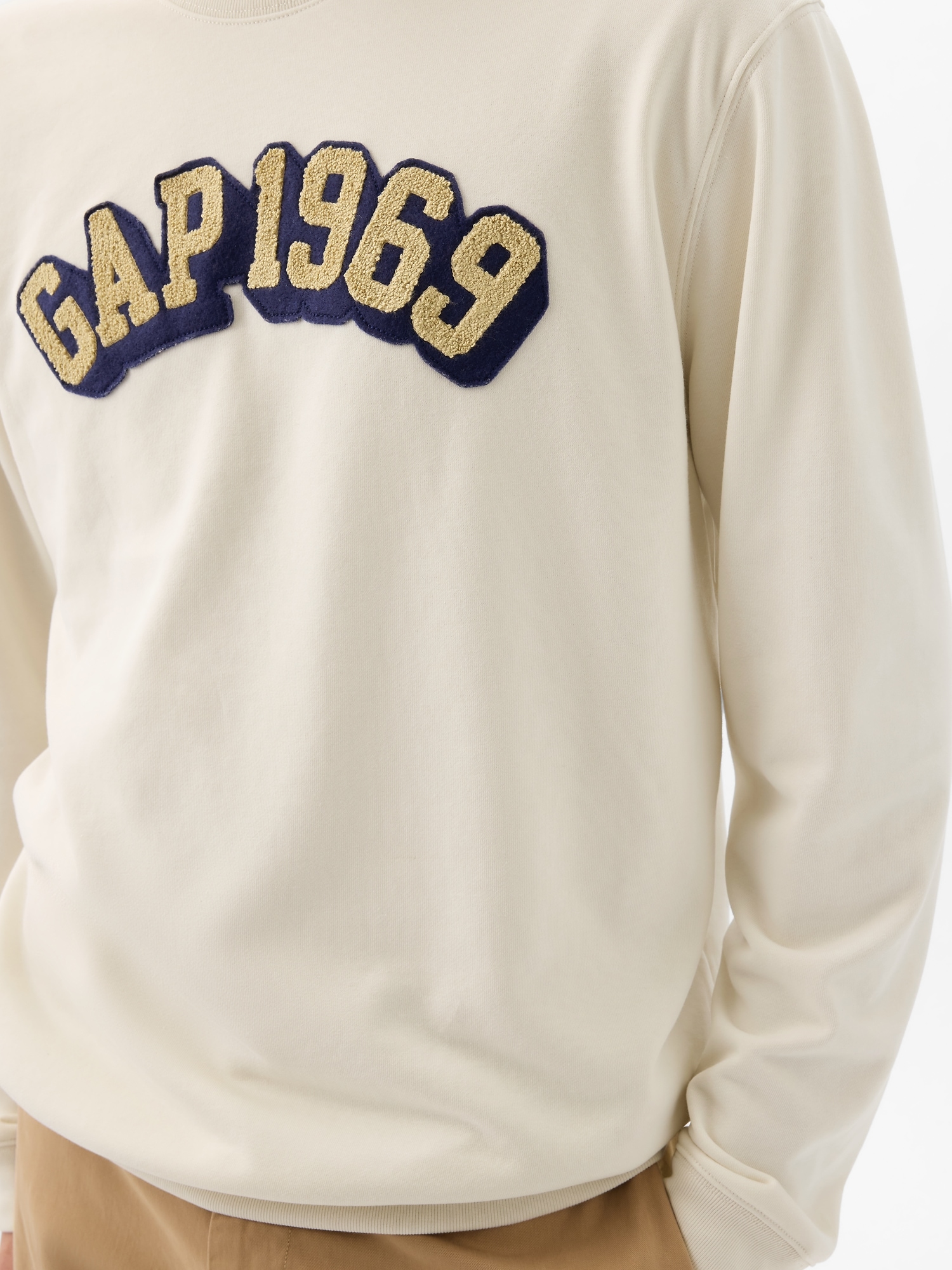 Gap公式オンラインストア | GAP1969アーチロゴ スウェットシャツ