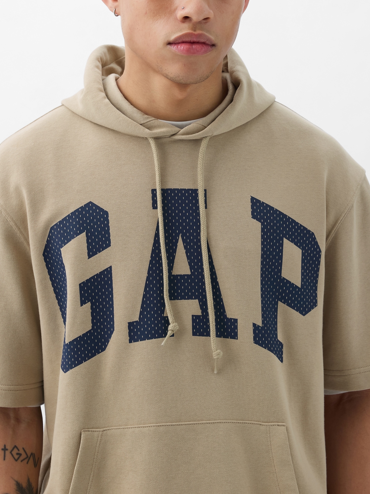 Gap公式オンラインストア | GAPアーチロゴ プルオーバーパーカー(ユニ 