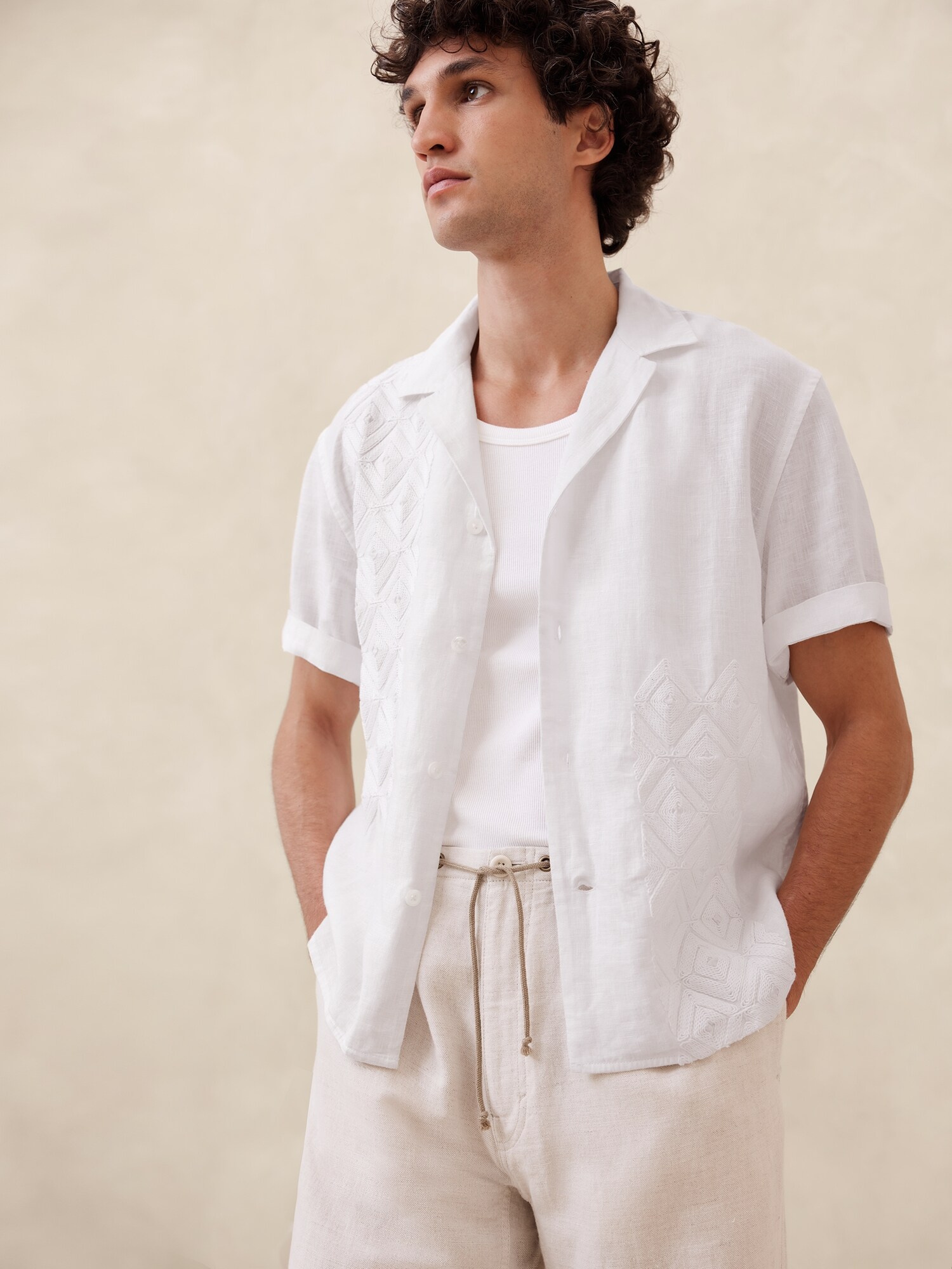 BANANA REPUBLIC公式オンラインストア | Embroidered Linen Resort Shirt