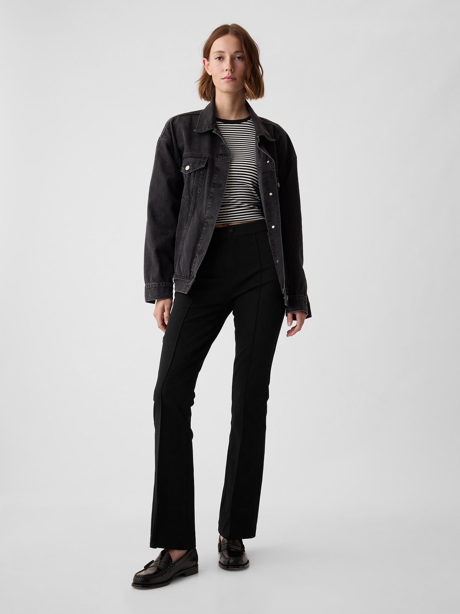 PANTALON ÉVASÉ EXTENSIBLE À TAILLE HAUTE