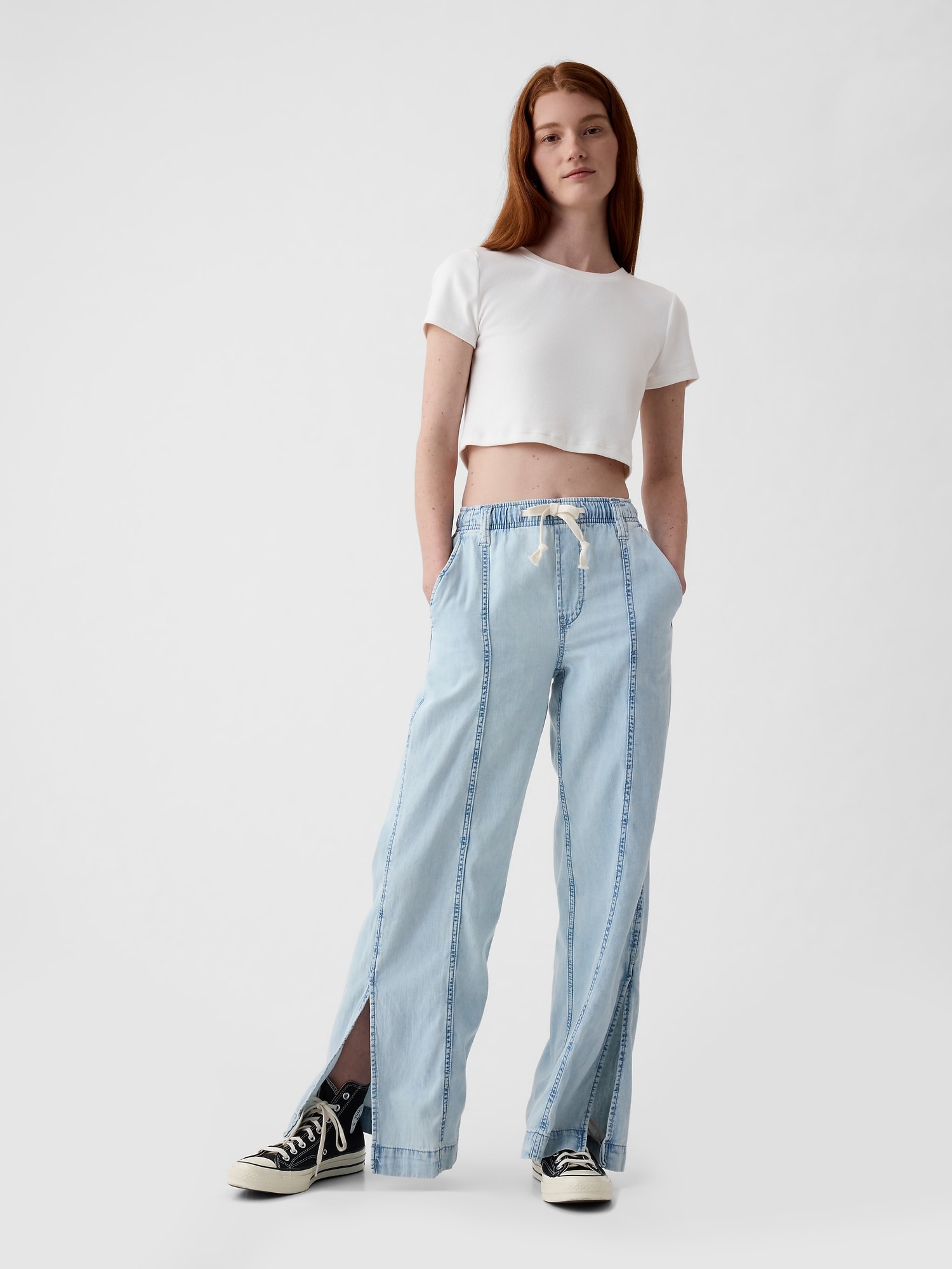 PANTALON EN DENIM À TAILLE EXTENSIBLE JAMBE LARGE