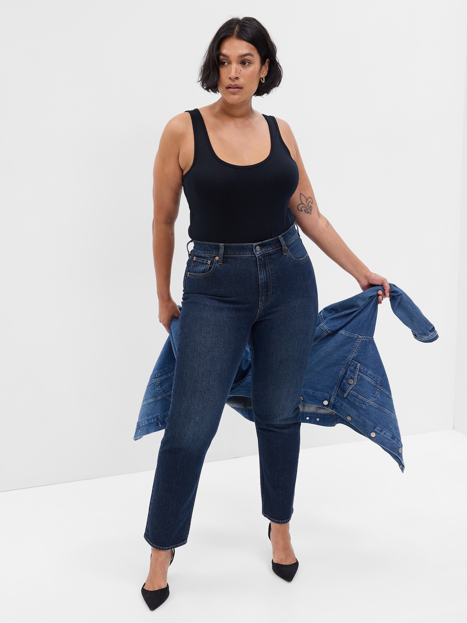 High Rise '90s Slim Straight Jeans