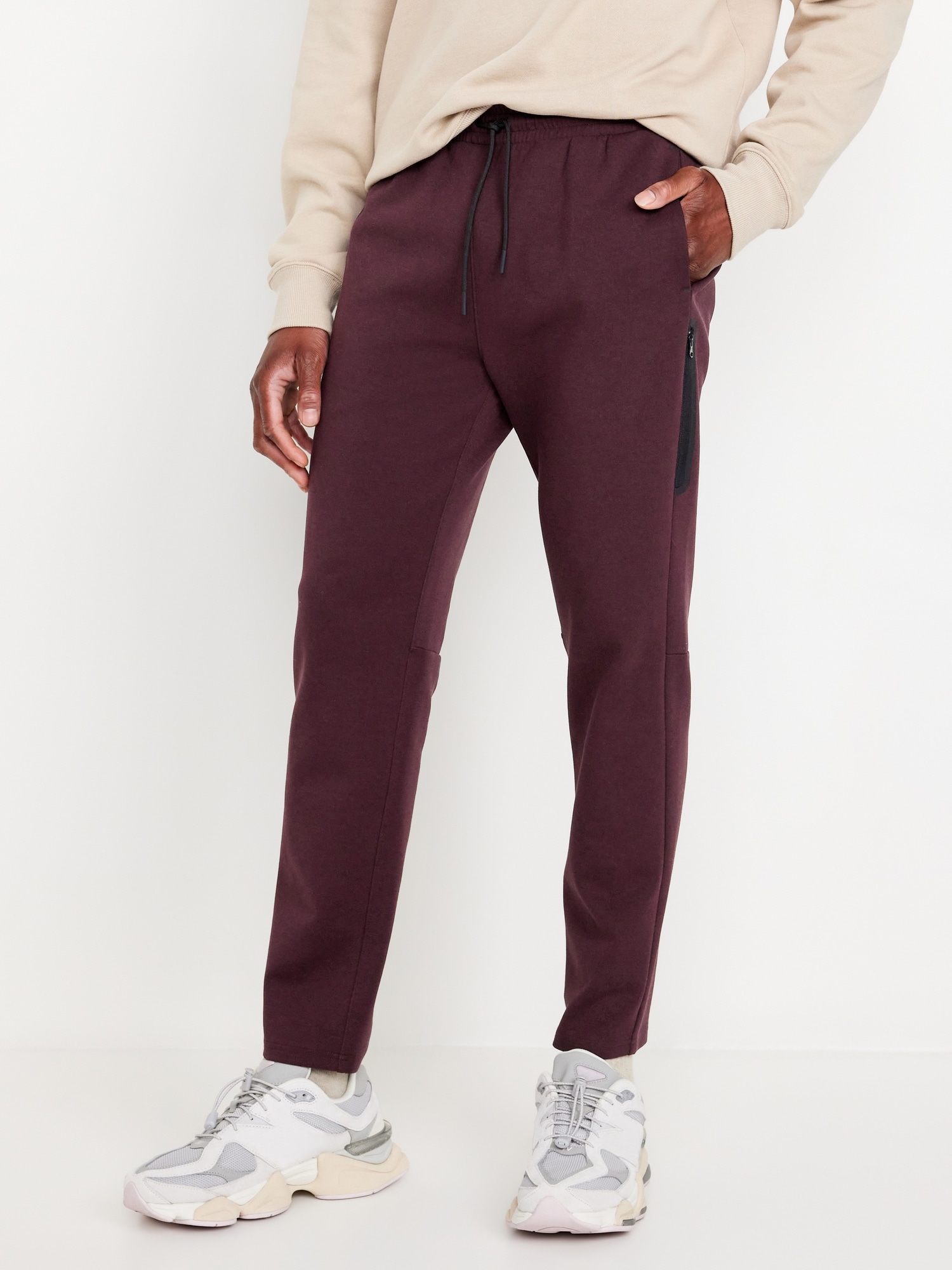 PANTALON EFFILÉ EN MOLLETON DYNAMIQUE 4.0