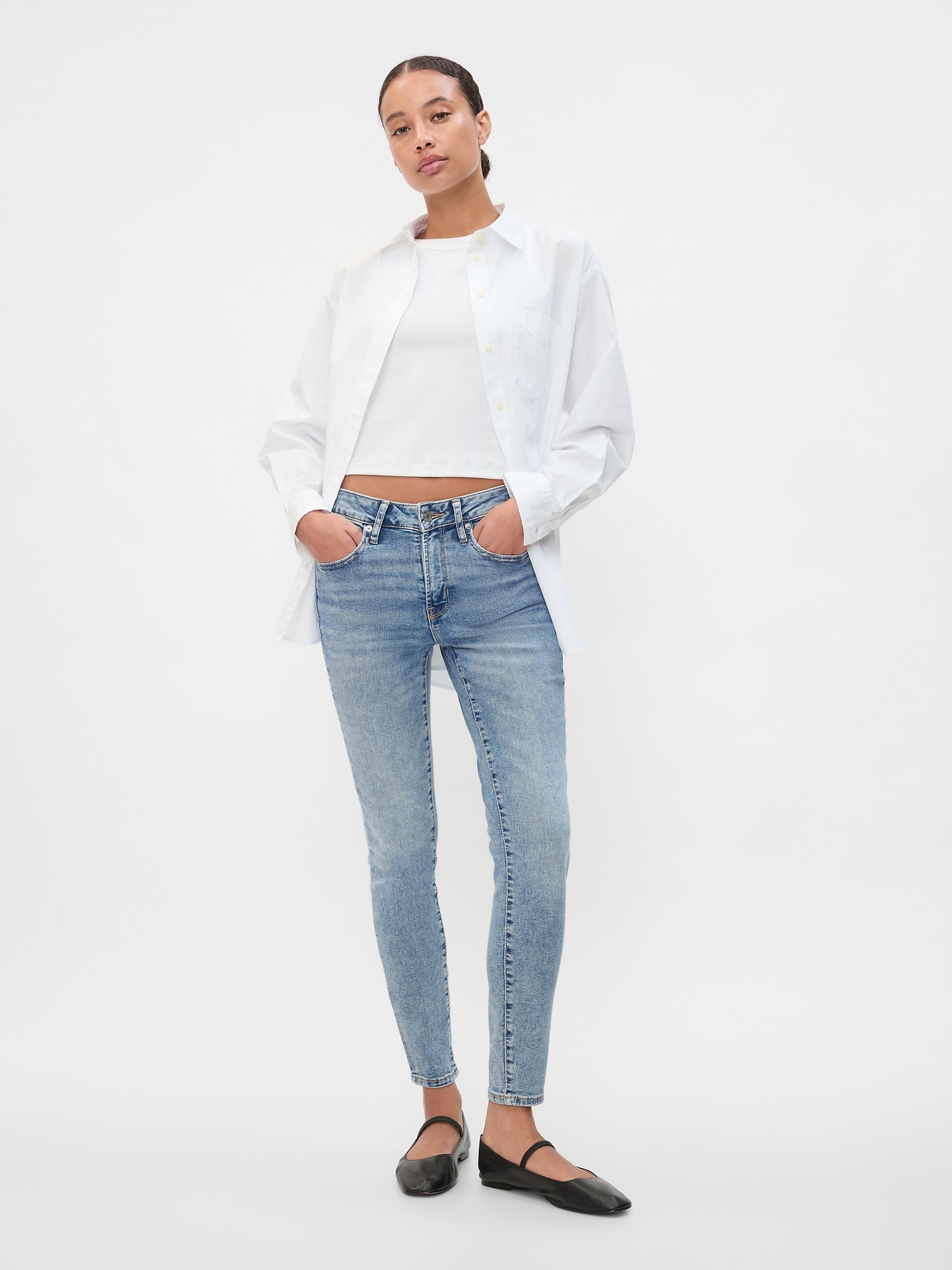 Mid Rise Universal Skinny Jeans