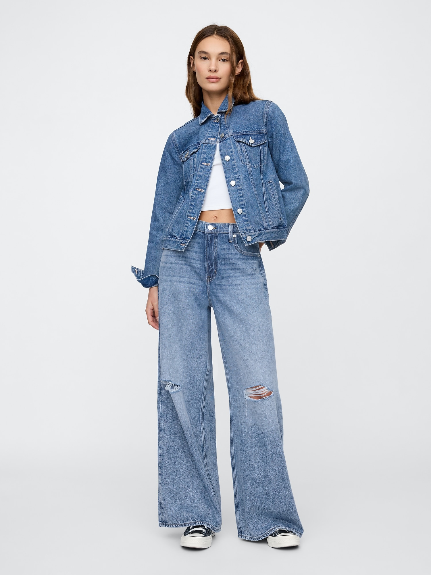 Mid rise destructed supersoft baggy jeans