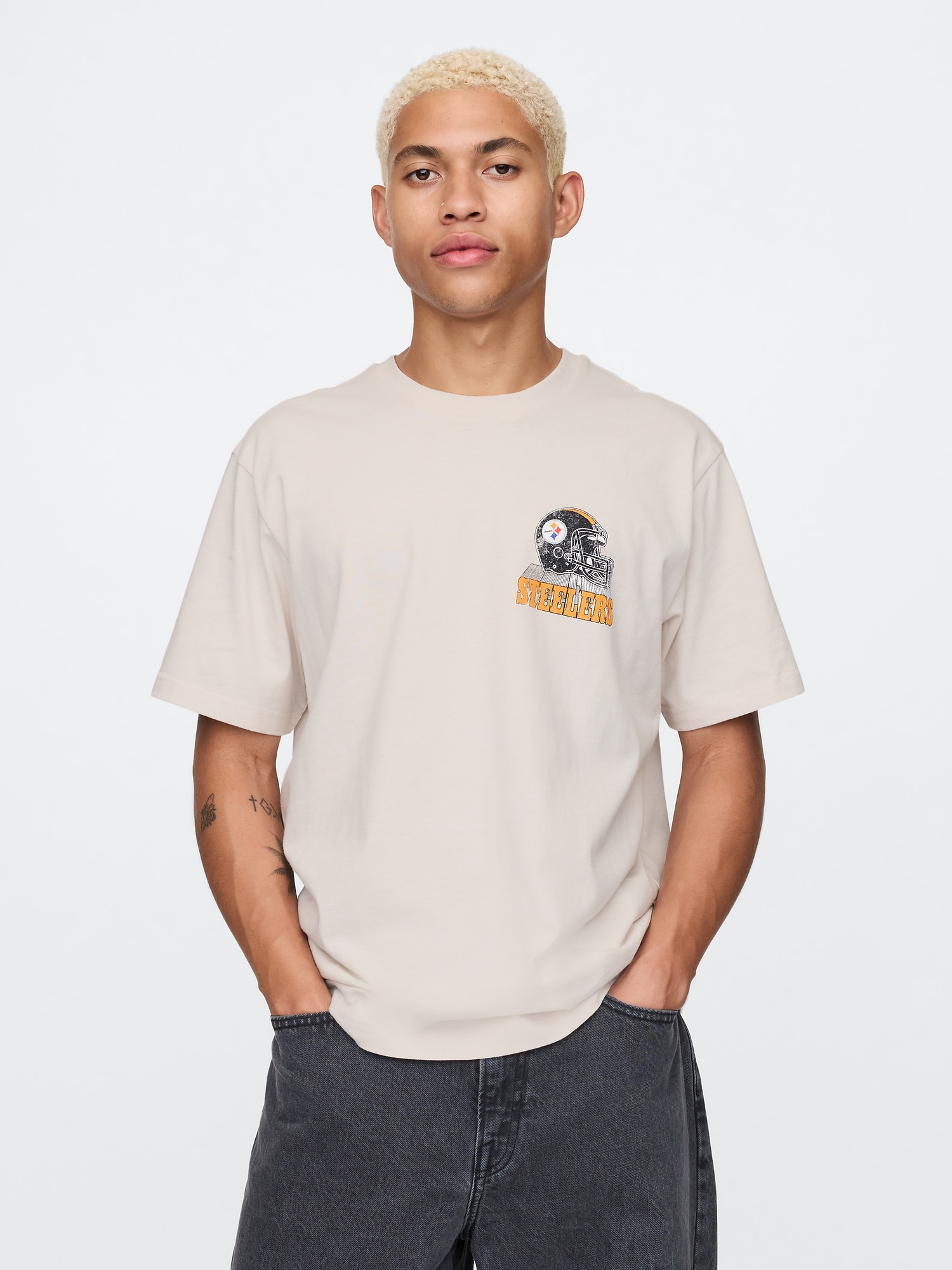 Adult NFL Pittsburgh Steelers Graphic T-Shirt