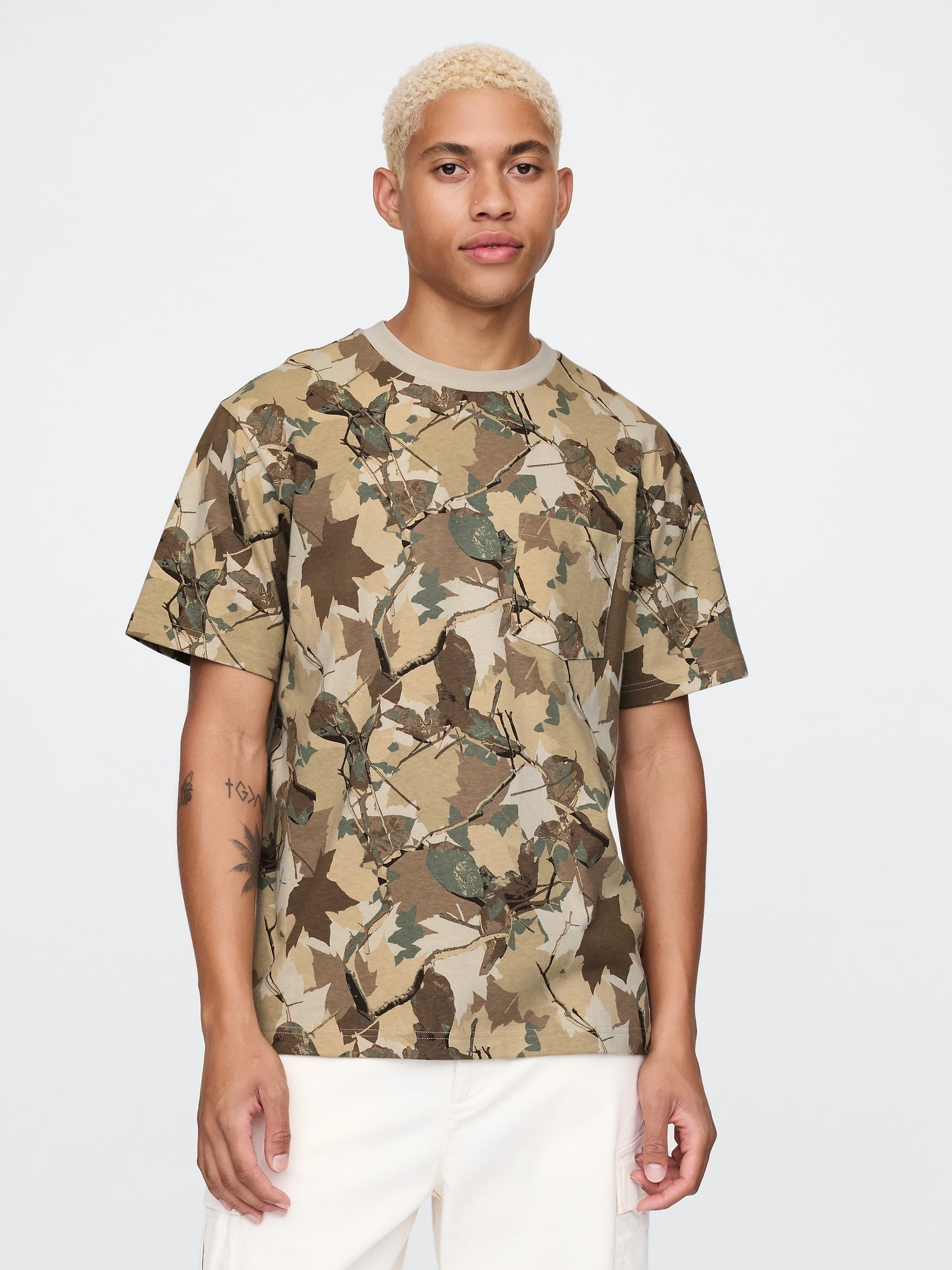 Adult Heavyweight Relaxed Pocket T-Shirt