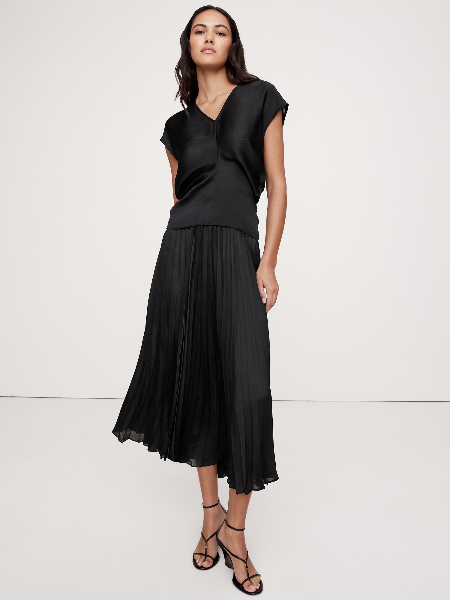 HAUT EN SATIN DIAPHANE FROISSÉ