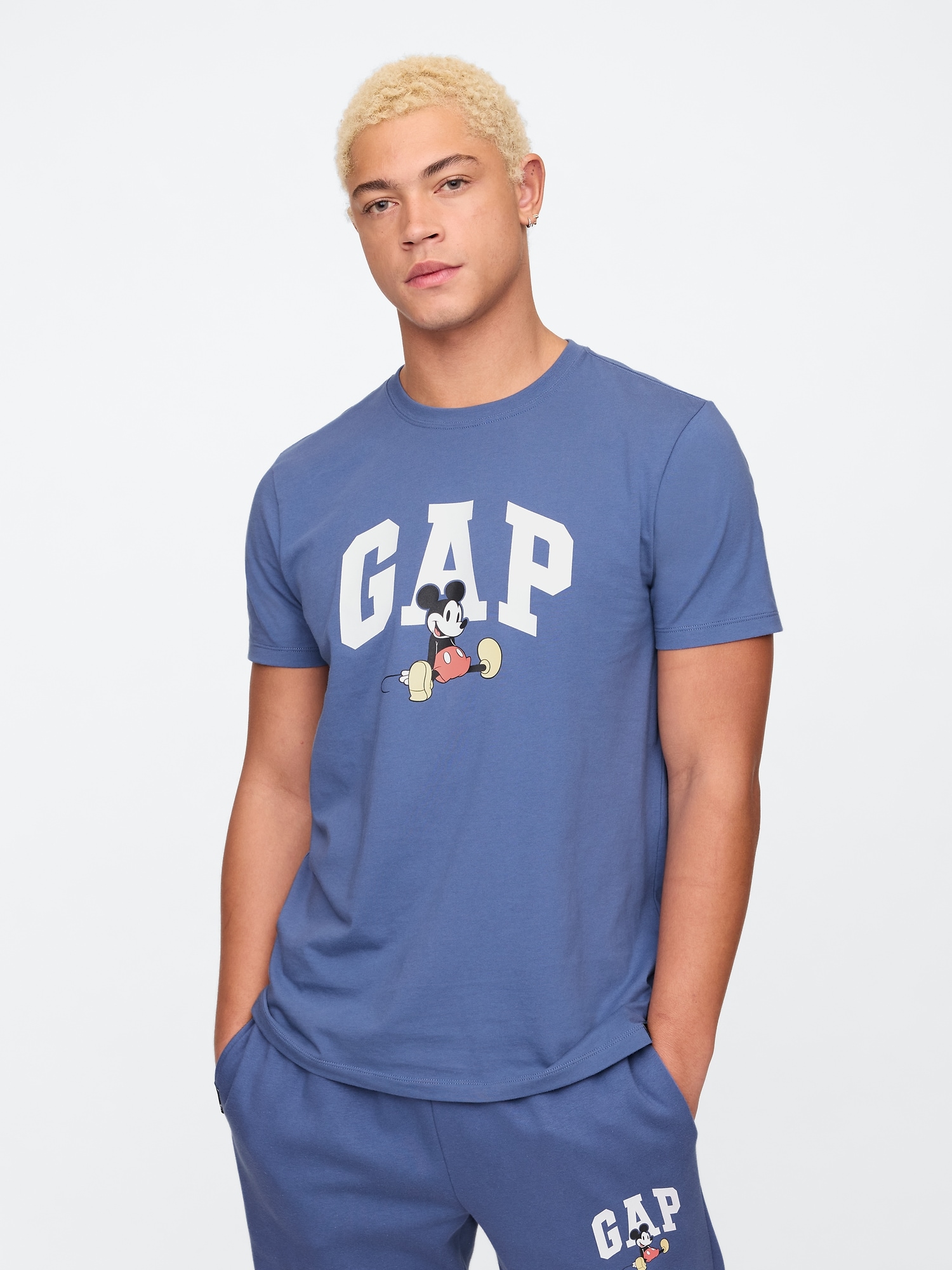 Gap × Disney Everyday Soft Graphic T-Shirt