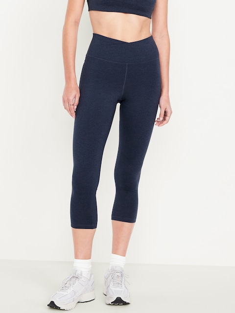 Extra High-Waisted CloudComfy Crop Leggings