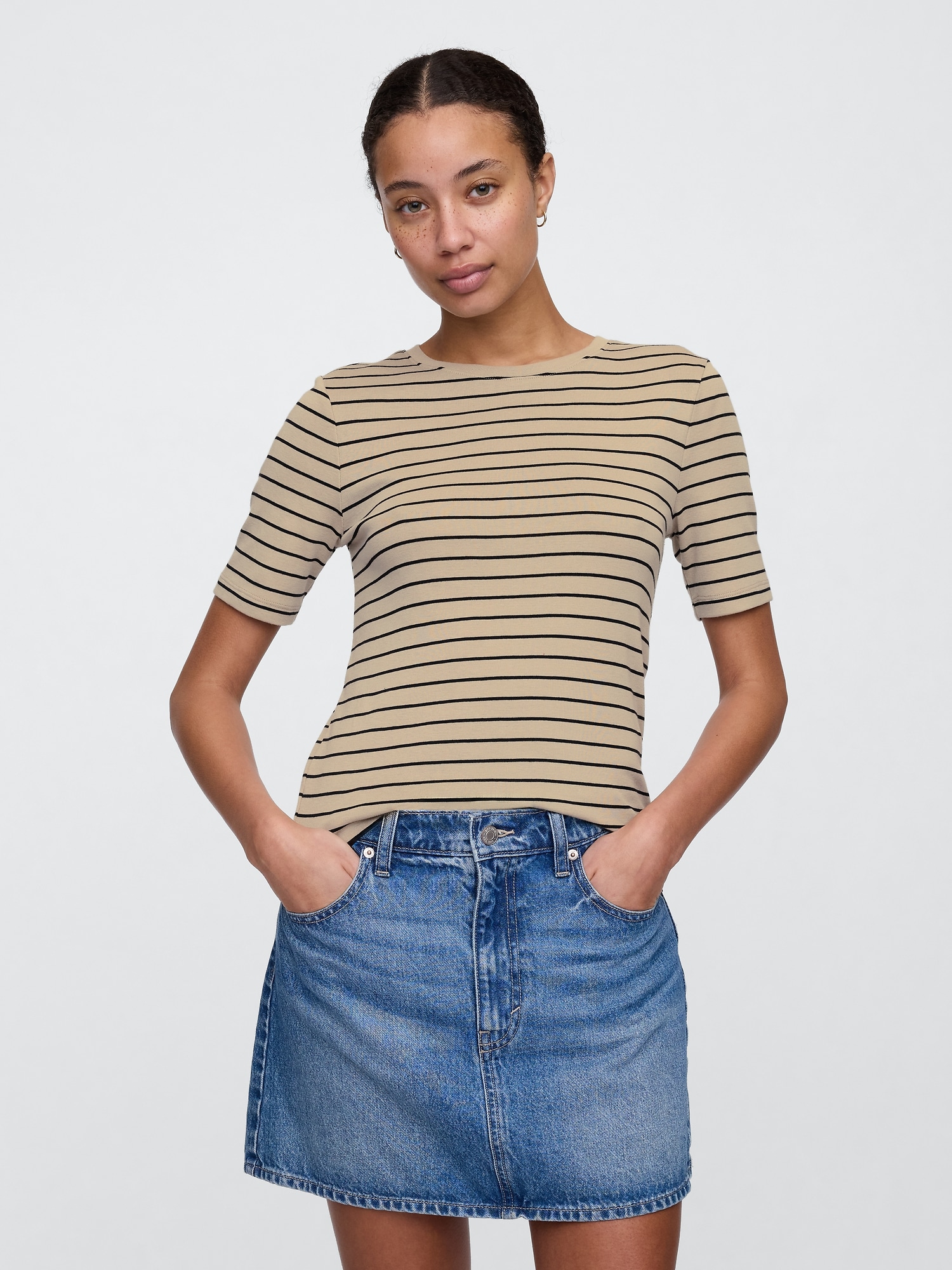 Modern Ribbed Crewneck T-Shirt