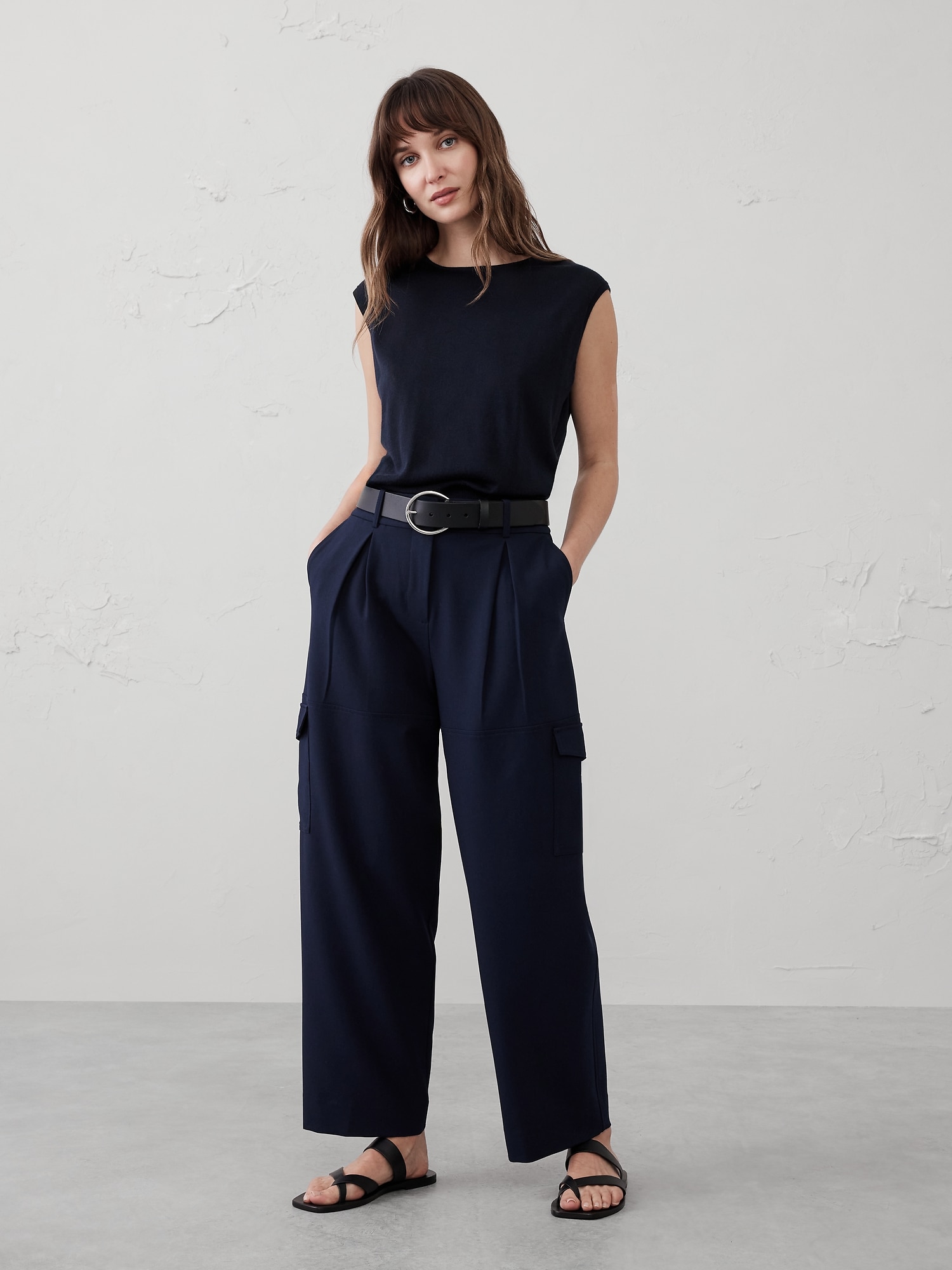 PANTALON CARGO DROIT À TAILLE HAUTE EN SERGÉ