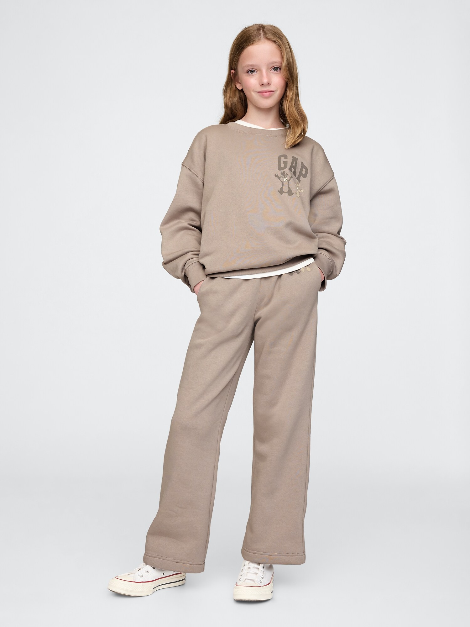 Gap セットアップ　ディズニー ヴィンテージ ロゴ スウェット Gap公式オンラインストア | Gap × ディズニー ヴィンテージ