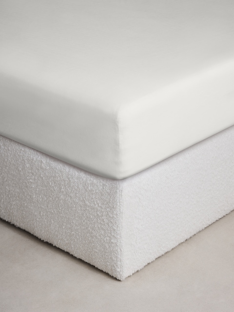 Fine Linen Fitted Sheet