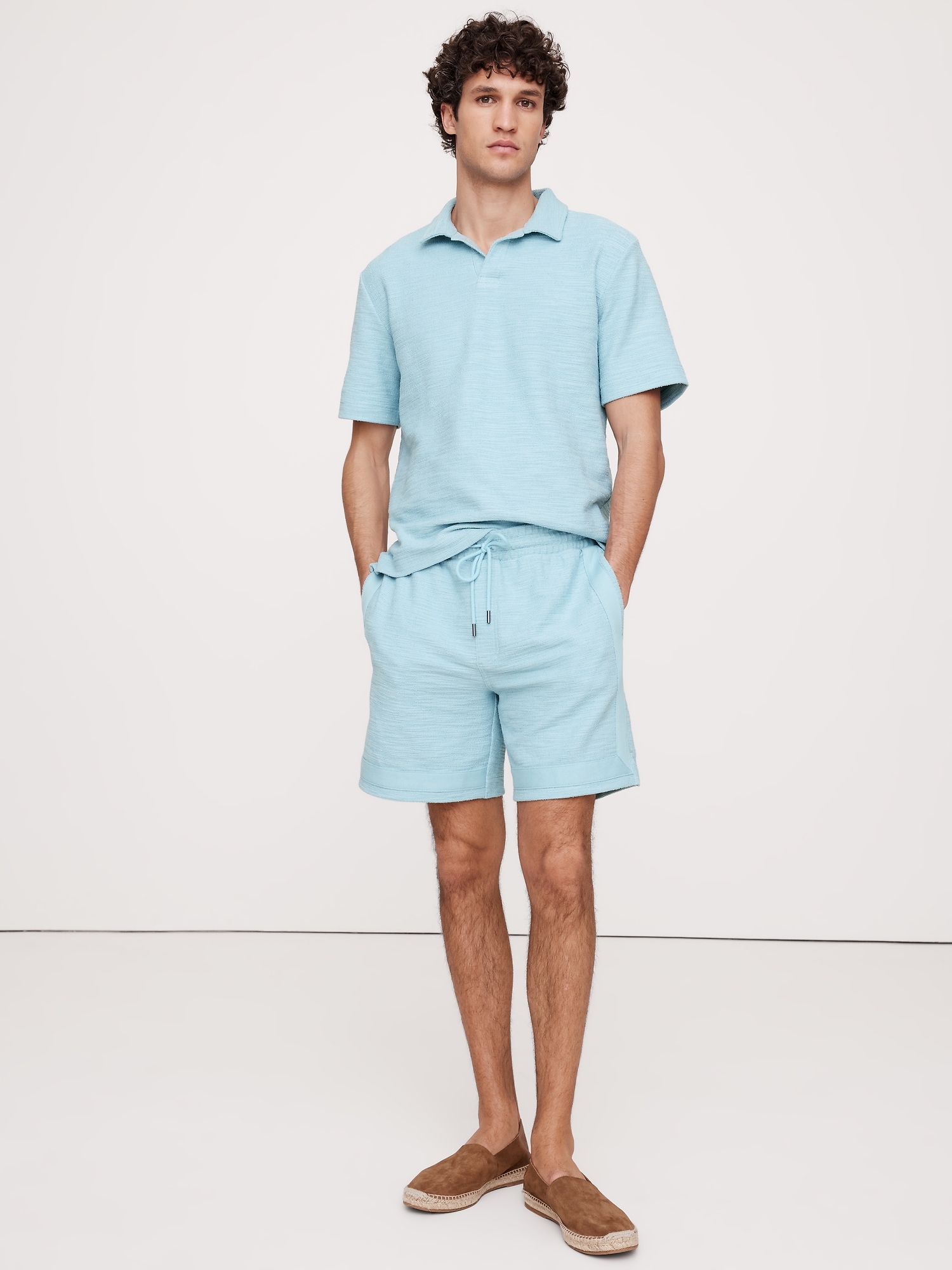 7" Slub Bouclé Pull-On Short