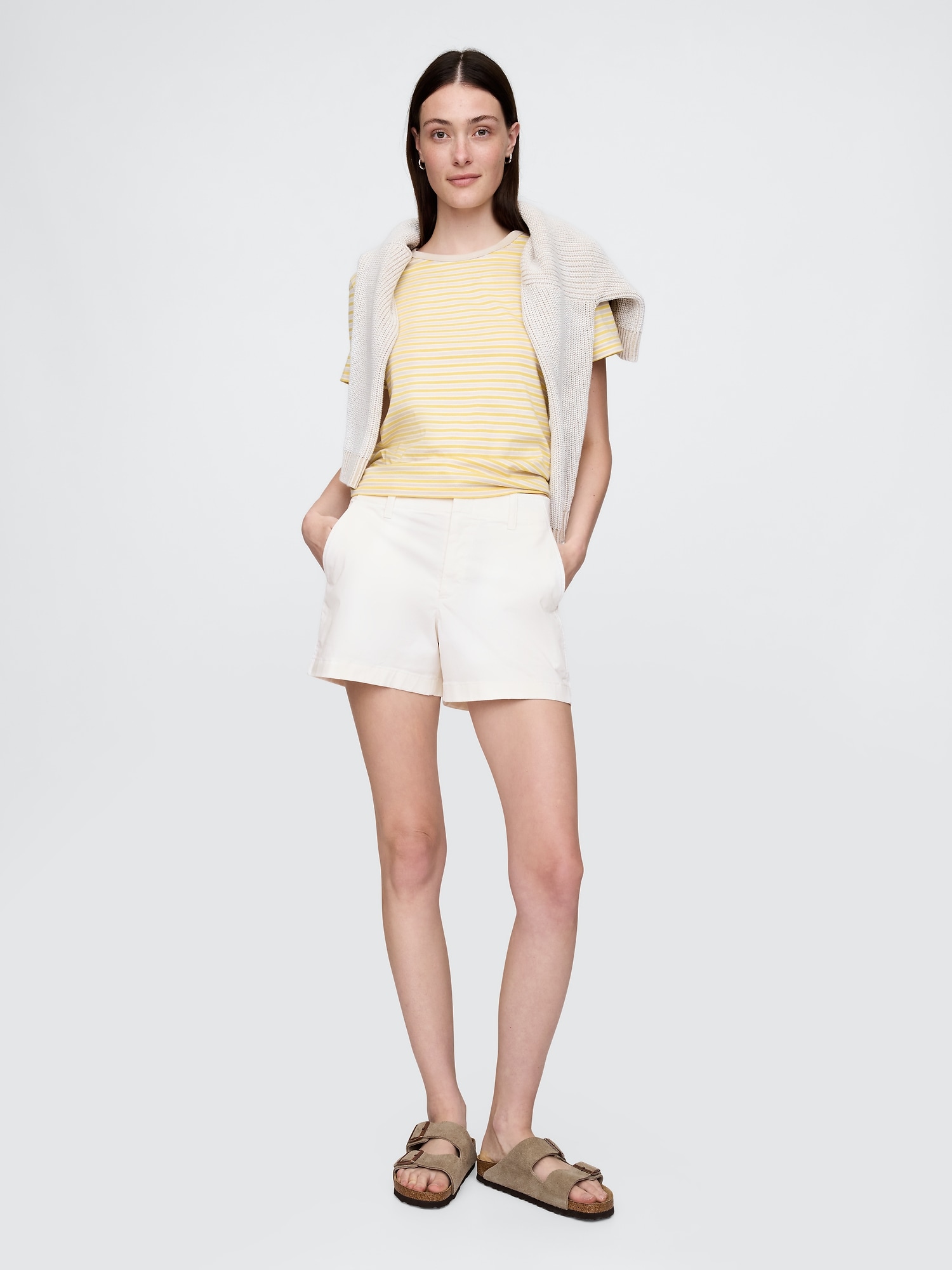 SHORT KAKI URBAIN, ENTREJAMBE DE 10 CM