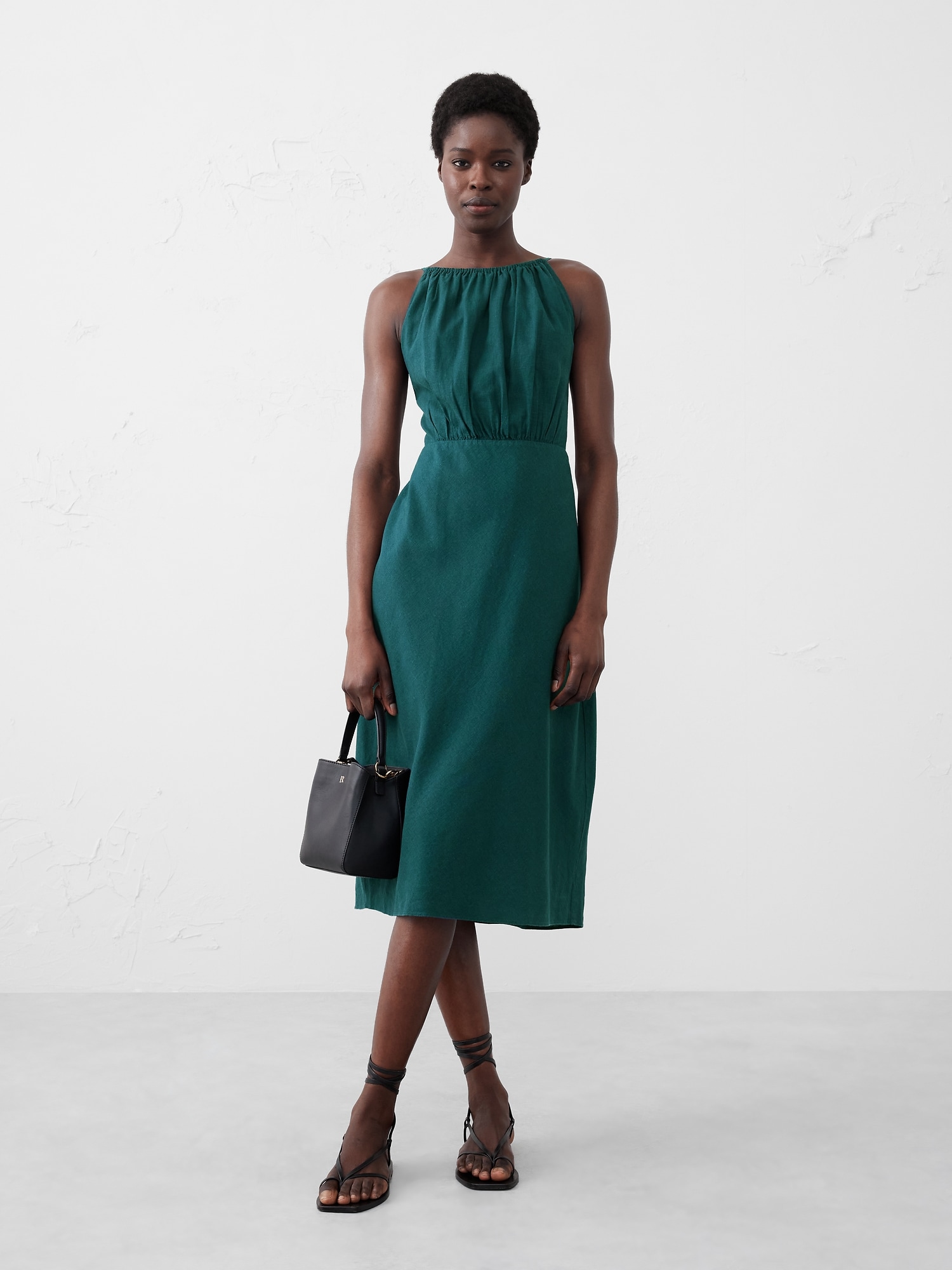 Linen-Blend High-Neck Midi Dress | Banana Republic Factory Linen-Blend High-Neck Midi Dress | Banana Republic Factory