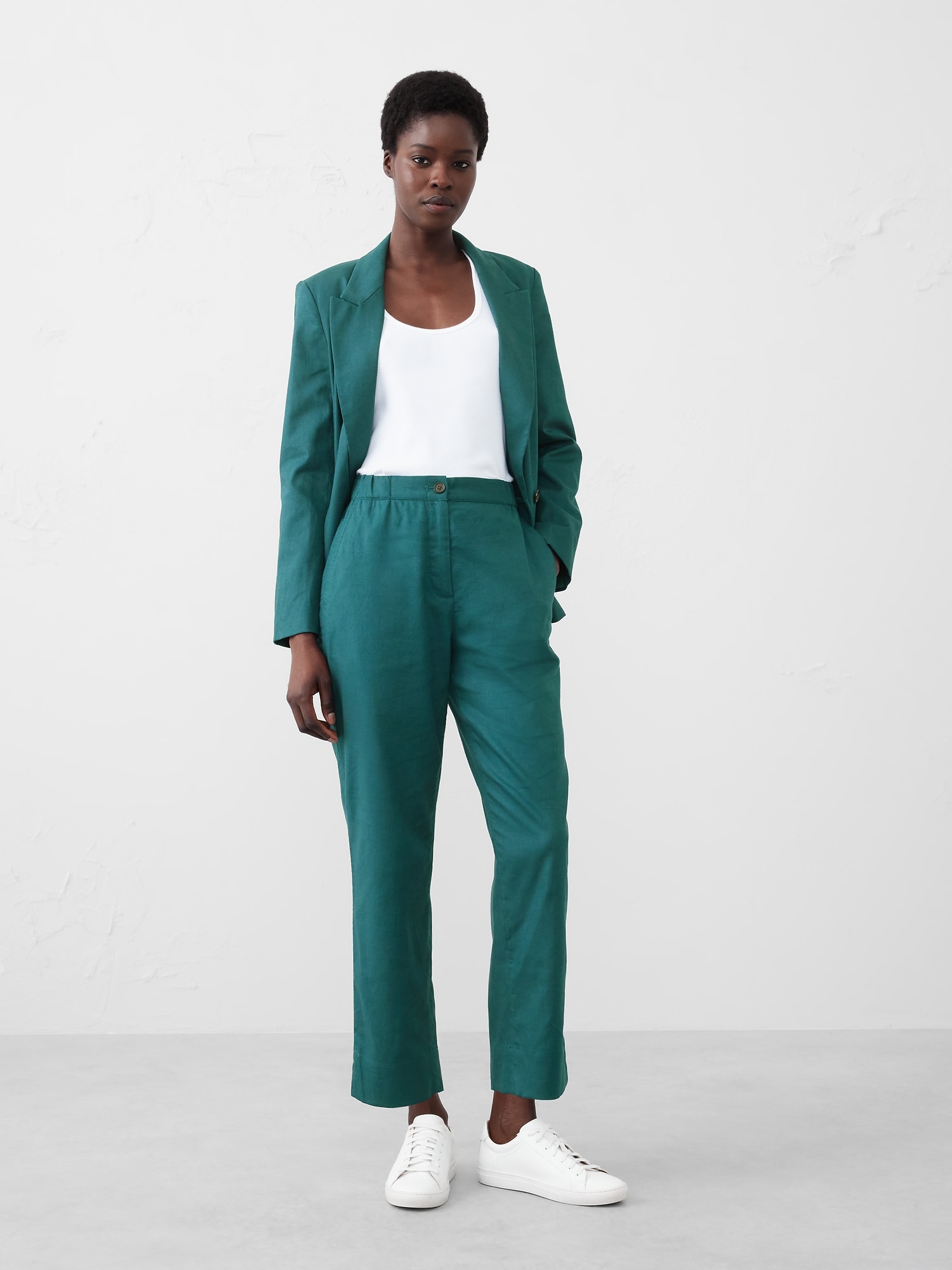 Tapered Linen-Blend Pull-On Pant