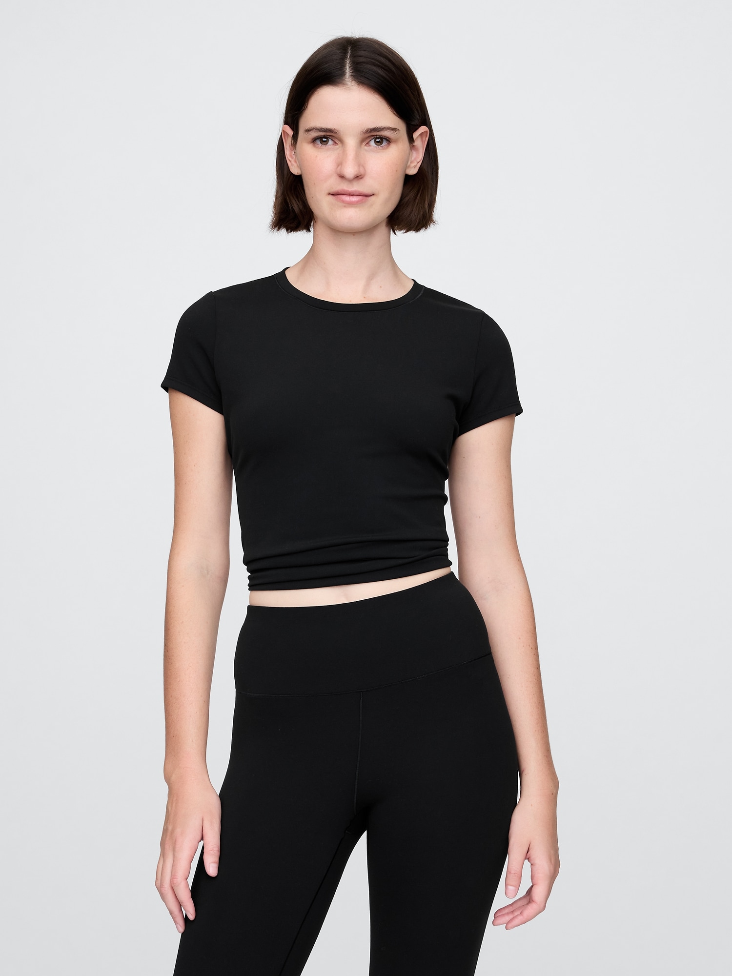 Gap GapFit ライトウェイト パフォーマンス Tシャツ Gap GapFit ライトウェイト パフォーマンス Tシャツ