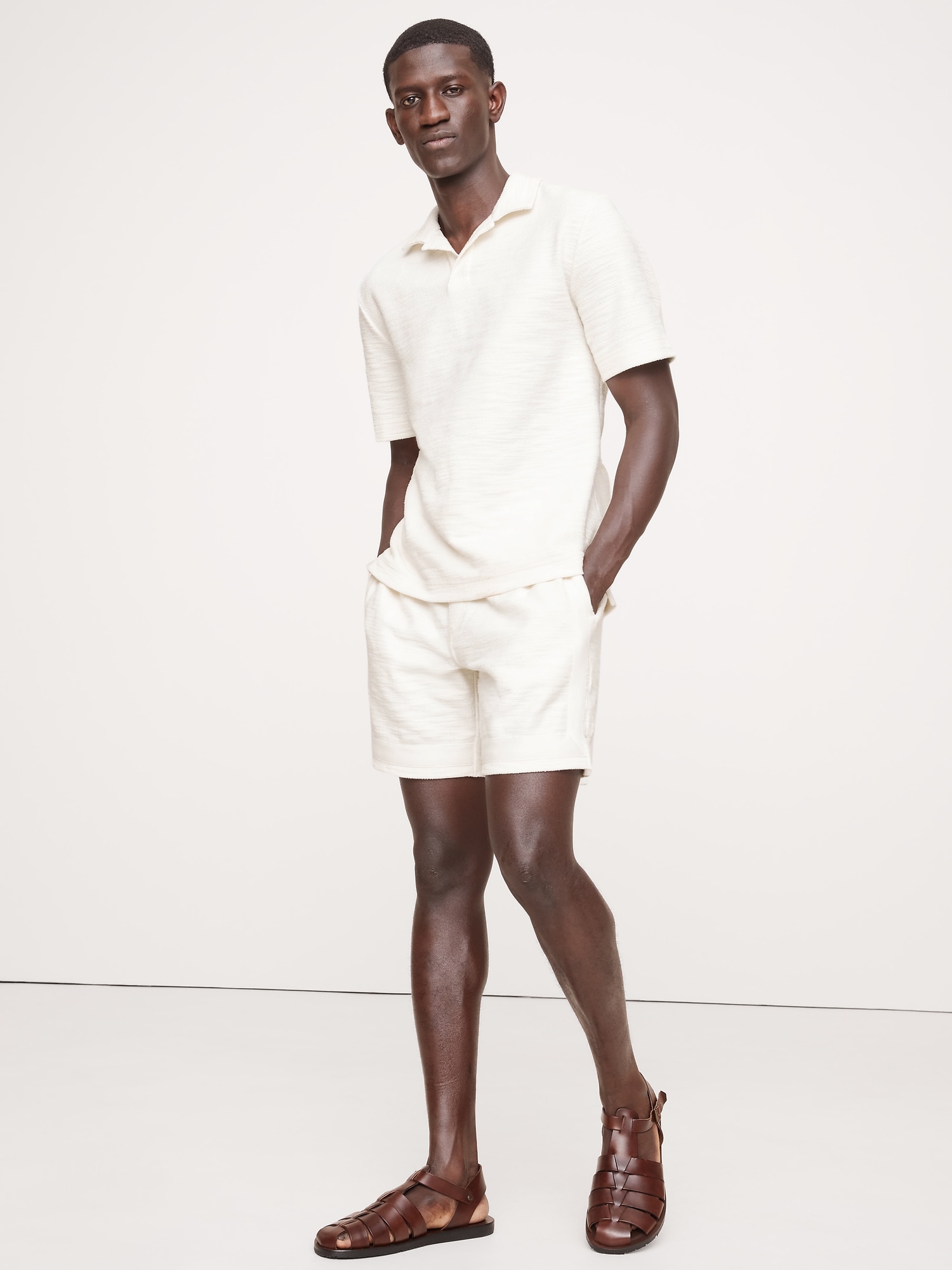 7" Slub Bouclé Pull-On Short