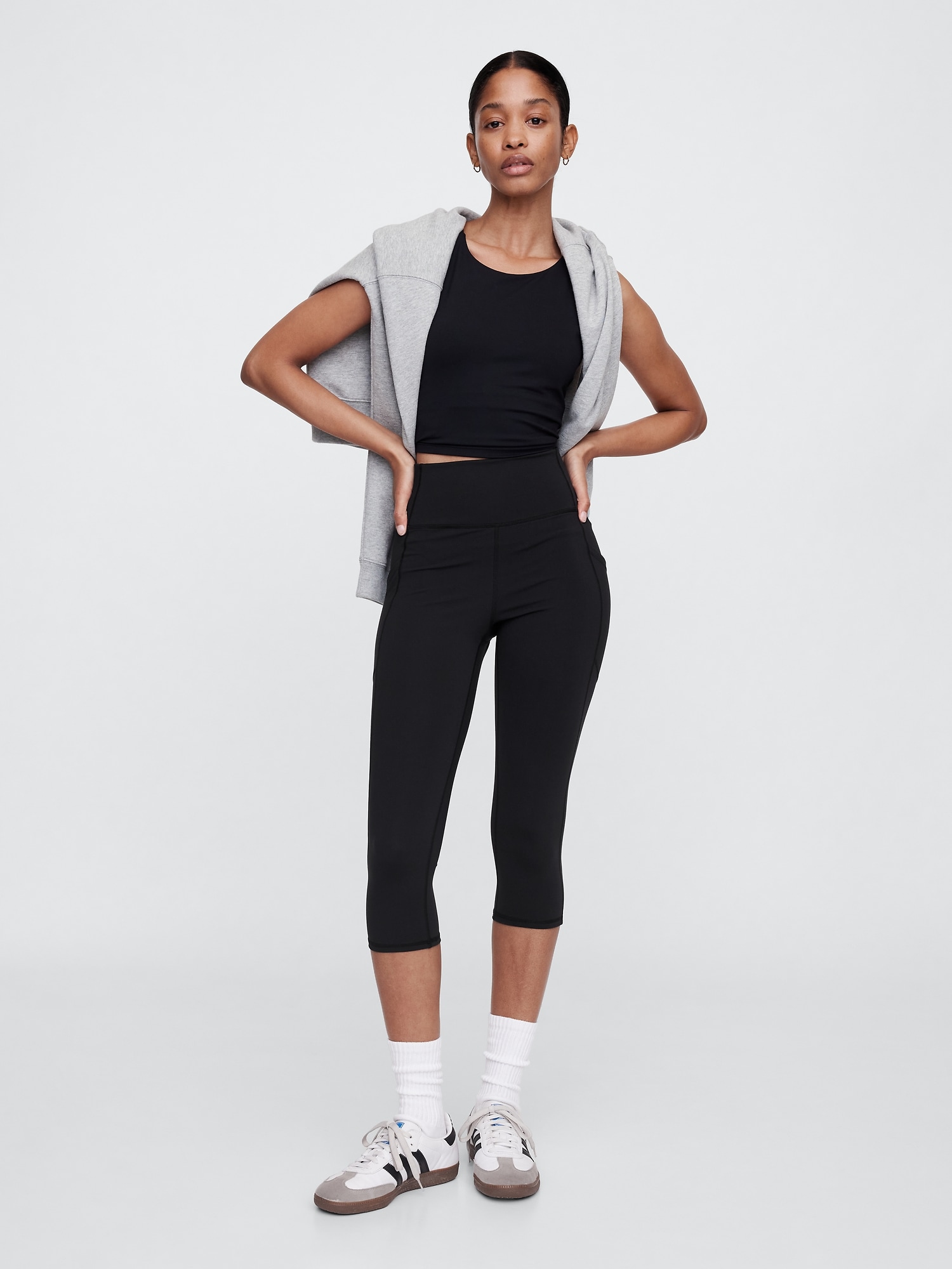 GapFit Recycled Sky High Studio Crop Leggings