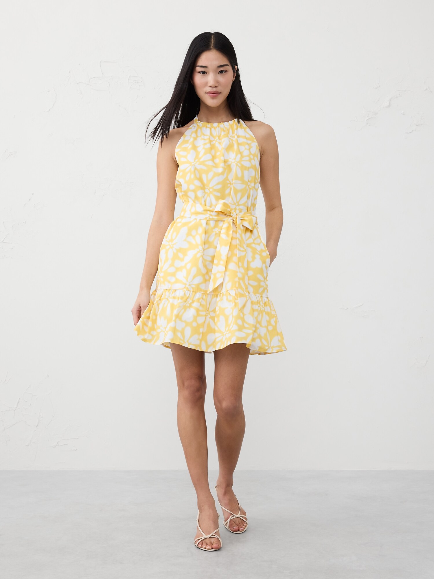 slim fit dress slacks Banana Republic Factory Watercolor Print Mock Neck Belted Dress Size X   theuntamedthread.com