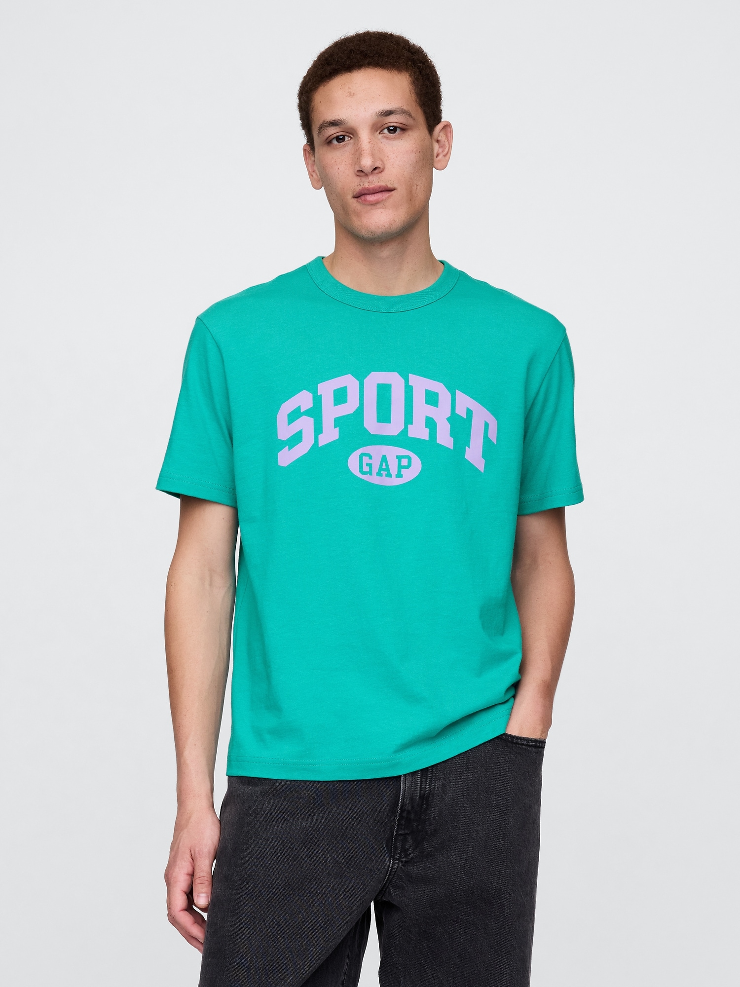 Gap Sportロゴ リラックスtシャツ