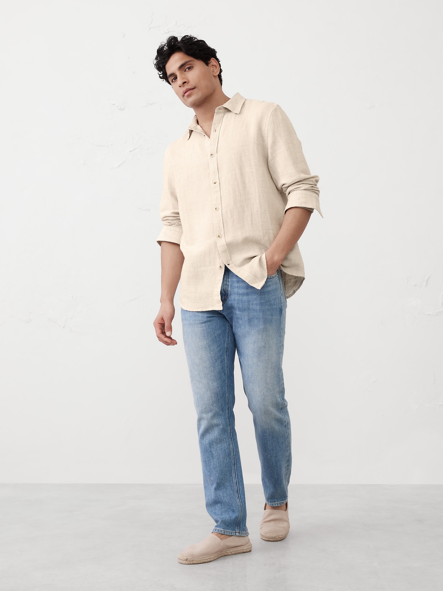Slim-Fit Linen-Blend Shirt