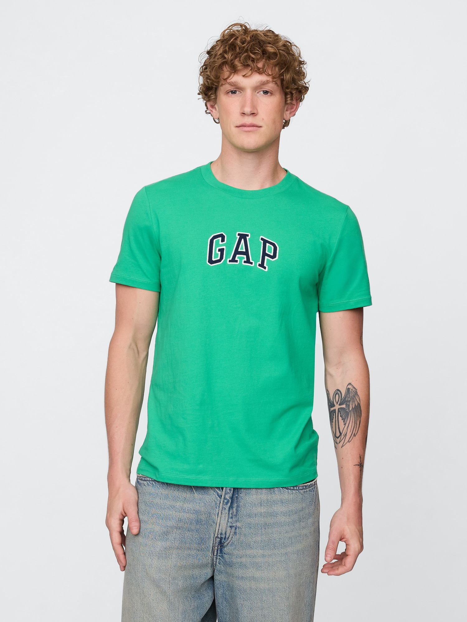 Gap公式オンラインストア | GAPアーチロゴTシャツ(ユニセックス)