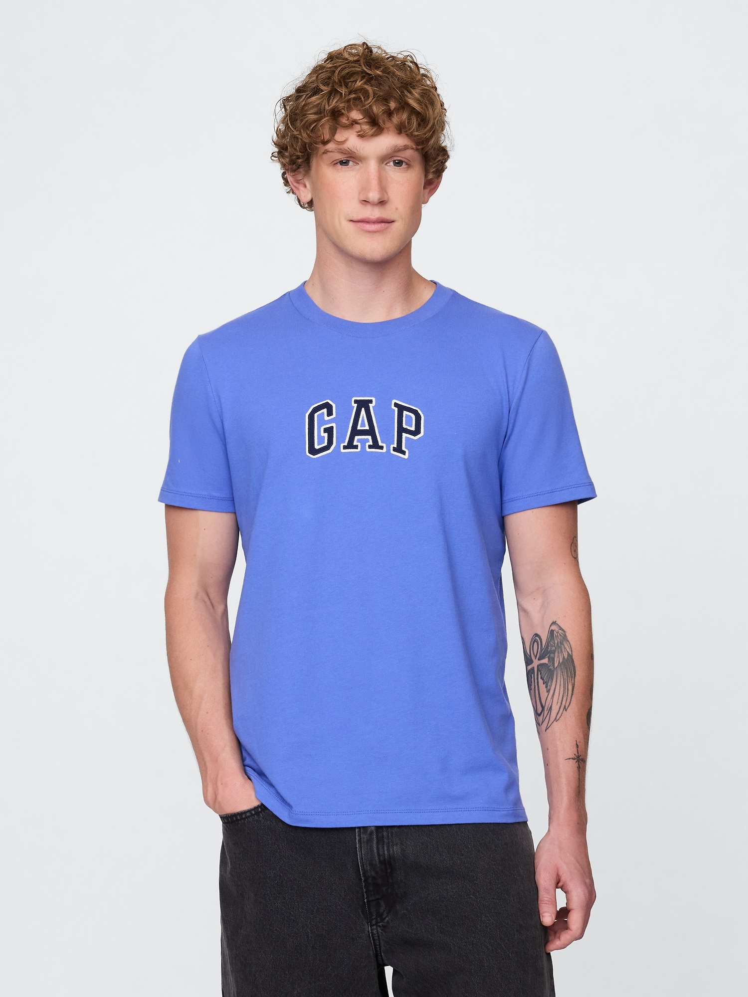 Gap公式オンラインストア | GAPアーチロゴTシャツ(ユニセックス)