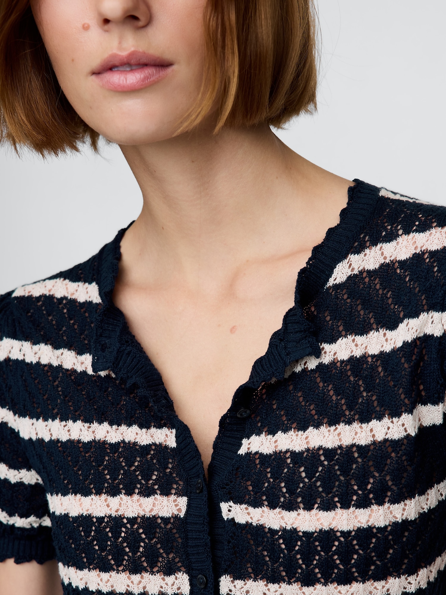 Gap × DÔEN リネンブレンド ポインテール クロップドカーディガン-3