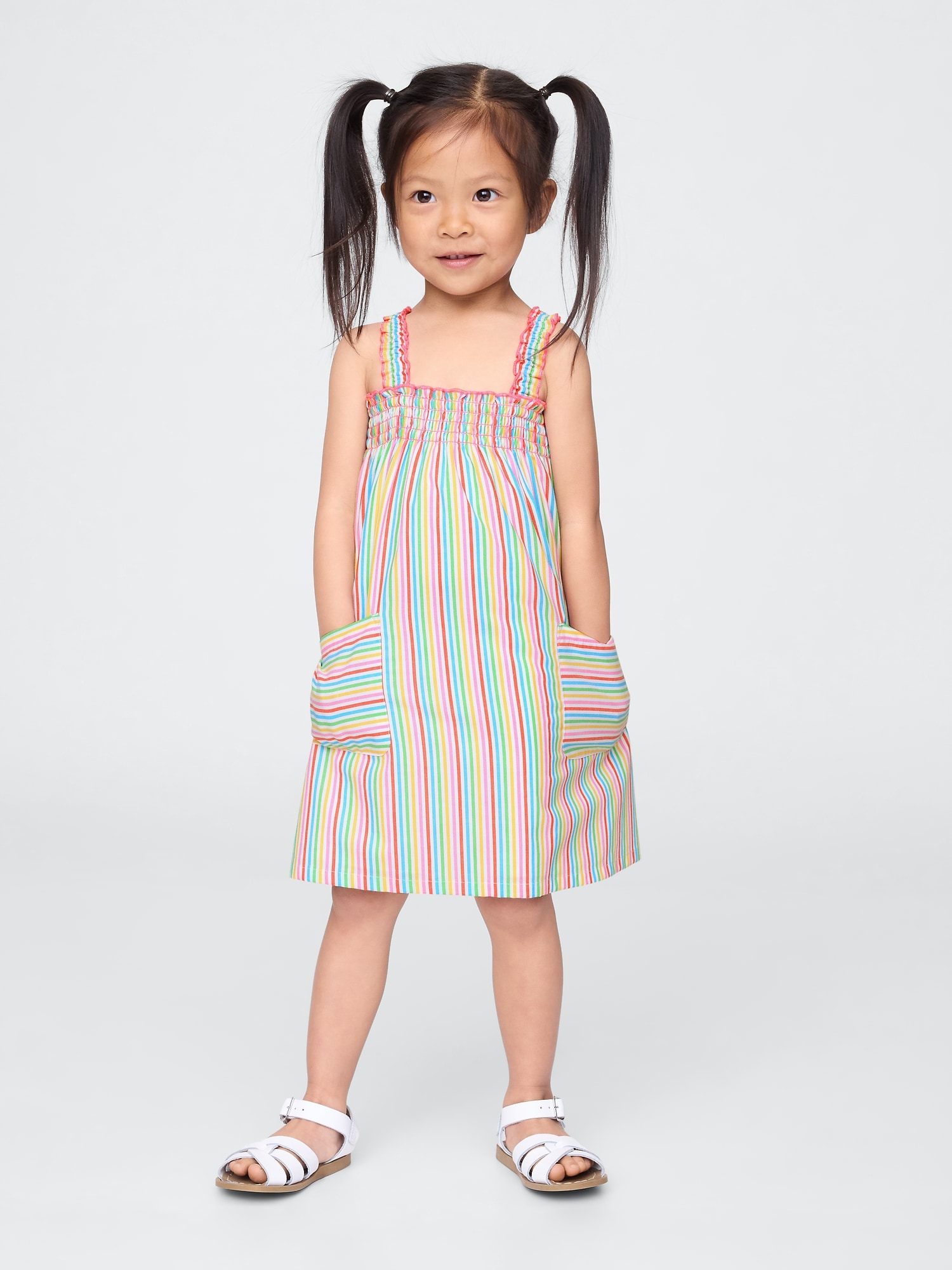 Gap スモッキングギャザー ポプリンワンピース (幼児・ベビー) Gap スモッキングギャザー ポプリンワンピース (幼児・ベビー)