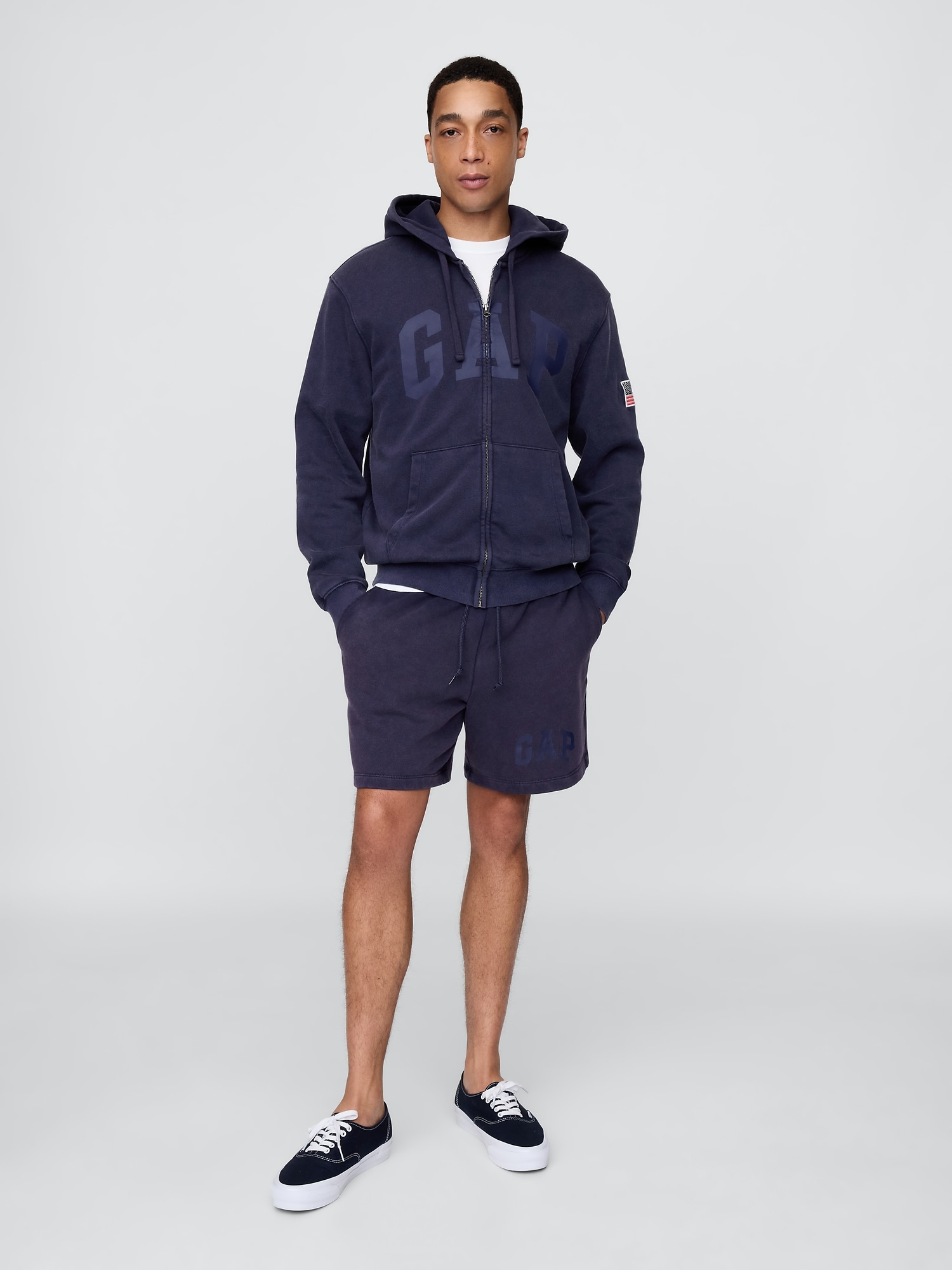 Gap ヴィンテージソフト GAPロゴ スウェットショートパンツ Gap ヴィンテージソフト GAPロゴ スウェットショートパンツ
