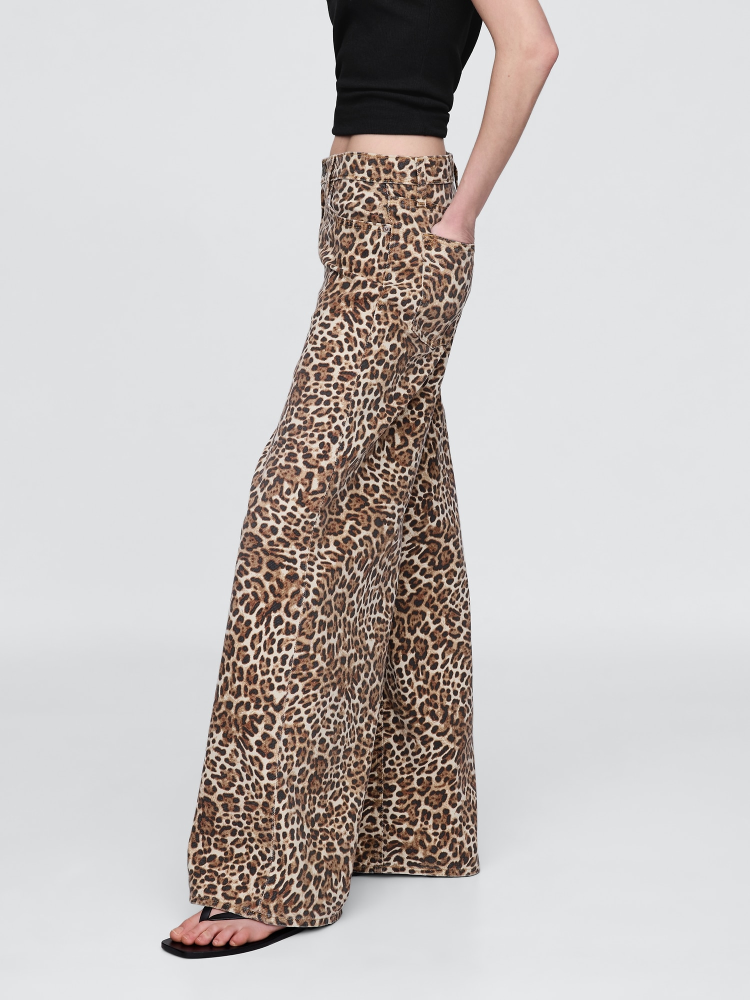 Mid Rise UltraSoft Leopard Baggy Jeans