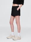 GapFit ミッドライズ ランニング ショートパンツ-4