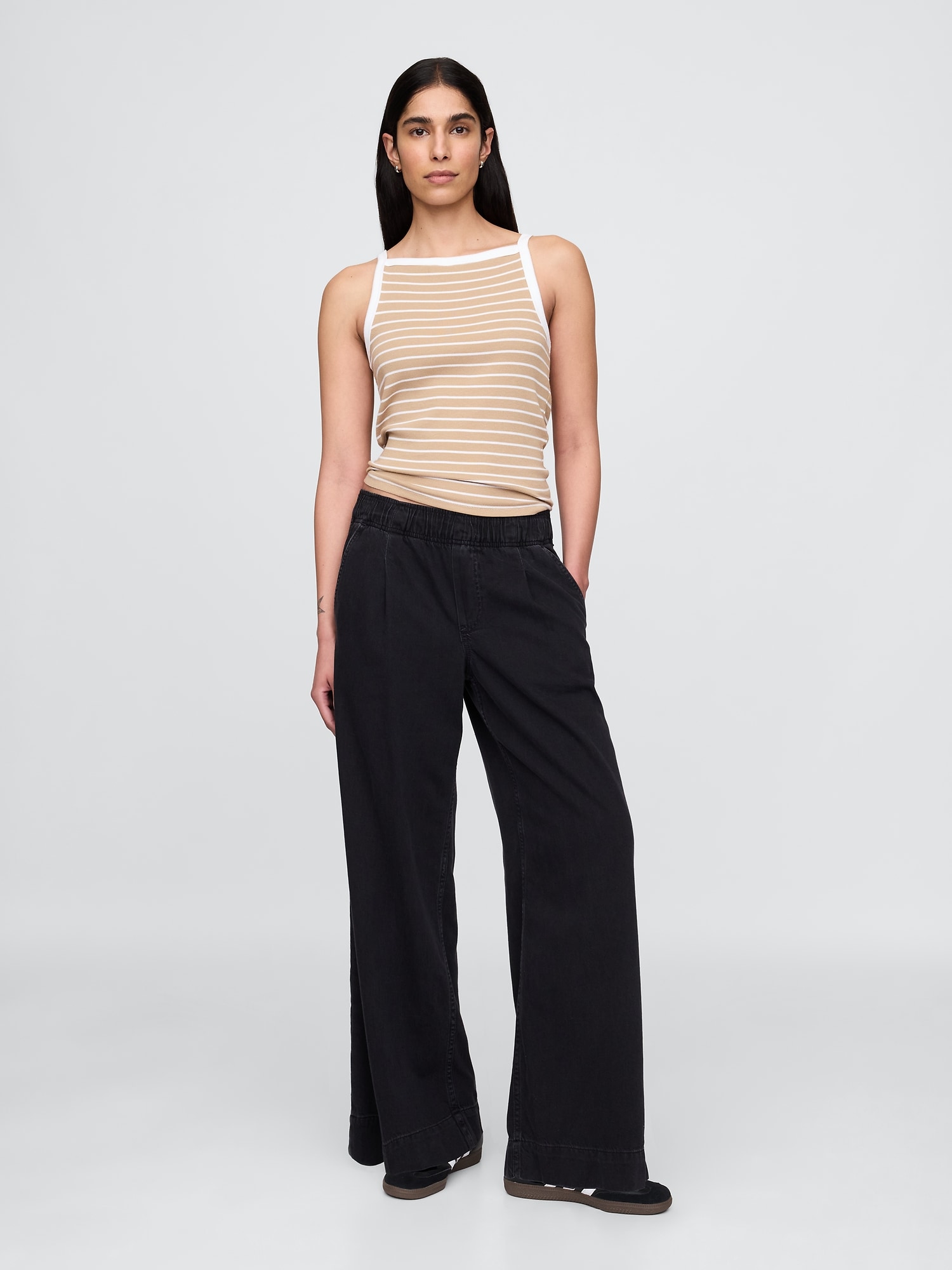 Mid Rise UltraSoft Easy Baggy Jeans