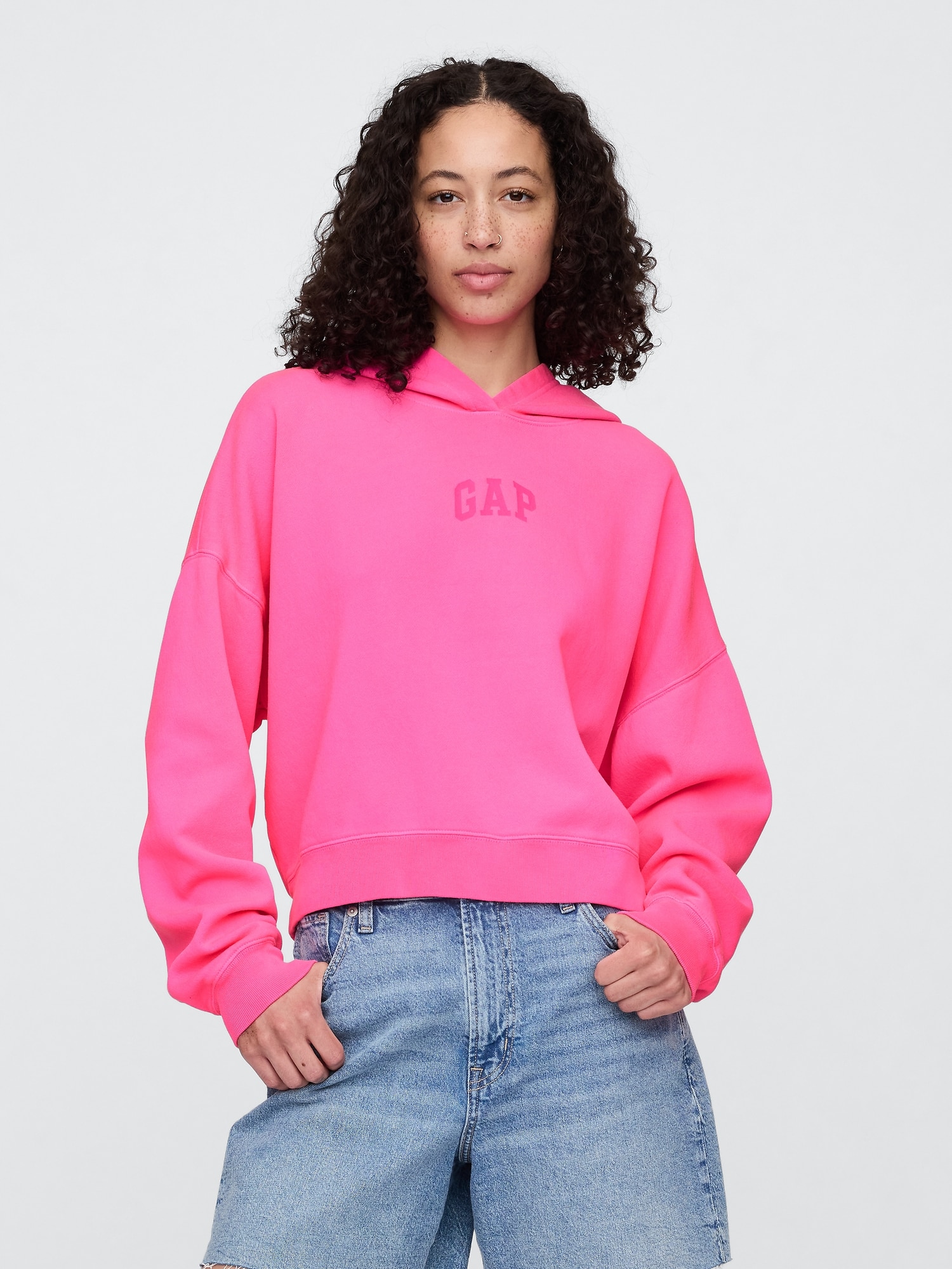 Relaxed Gap Mini-Logo Cropped Hoodie